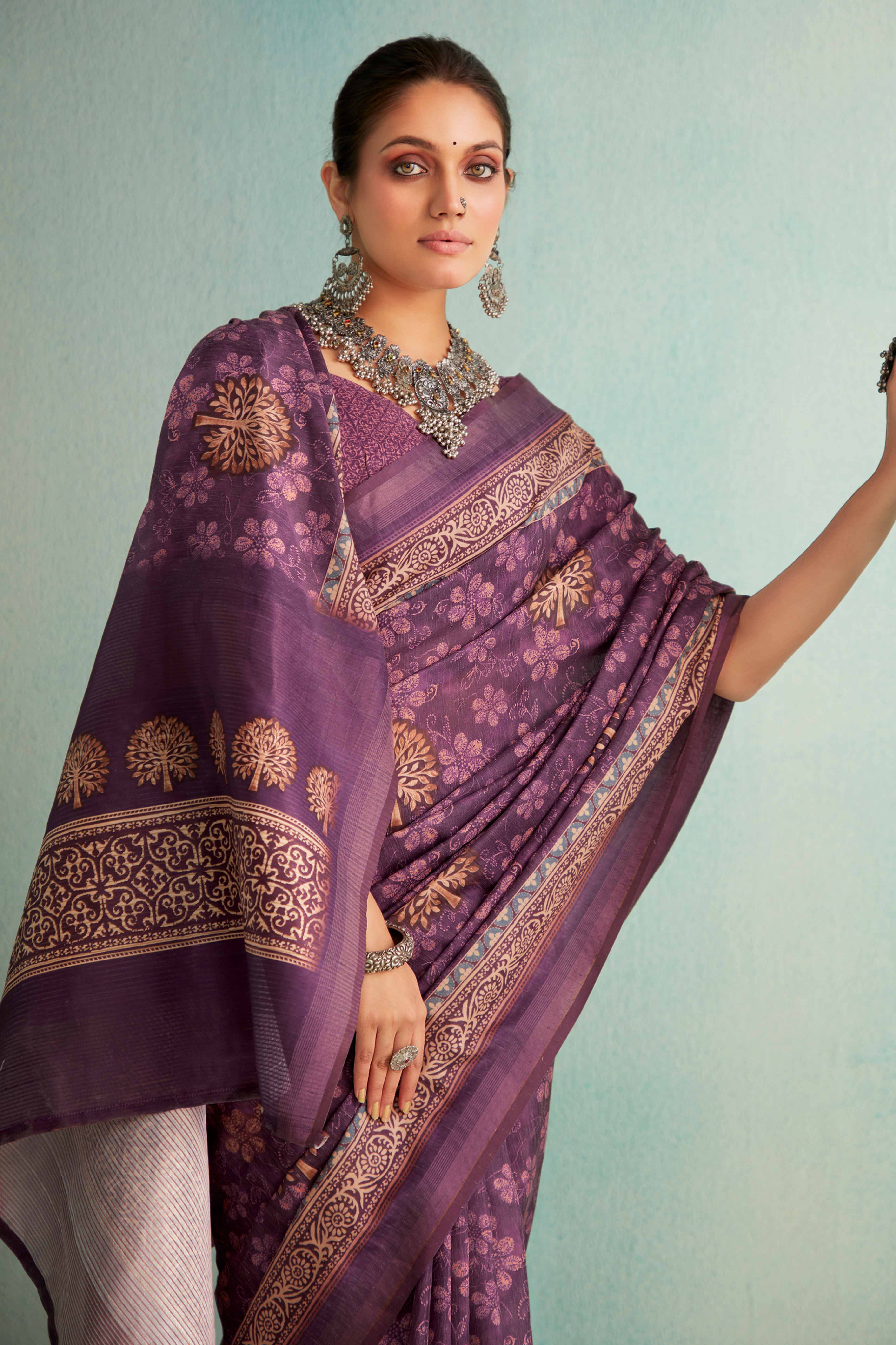 Designer Lavender Handloom Saree with Digital Print on Silk Blend Fabric