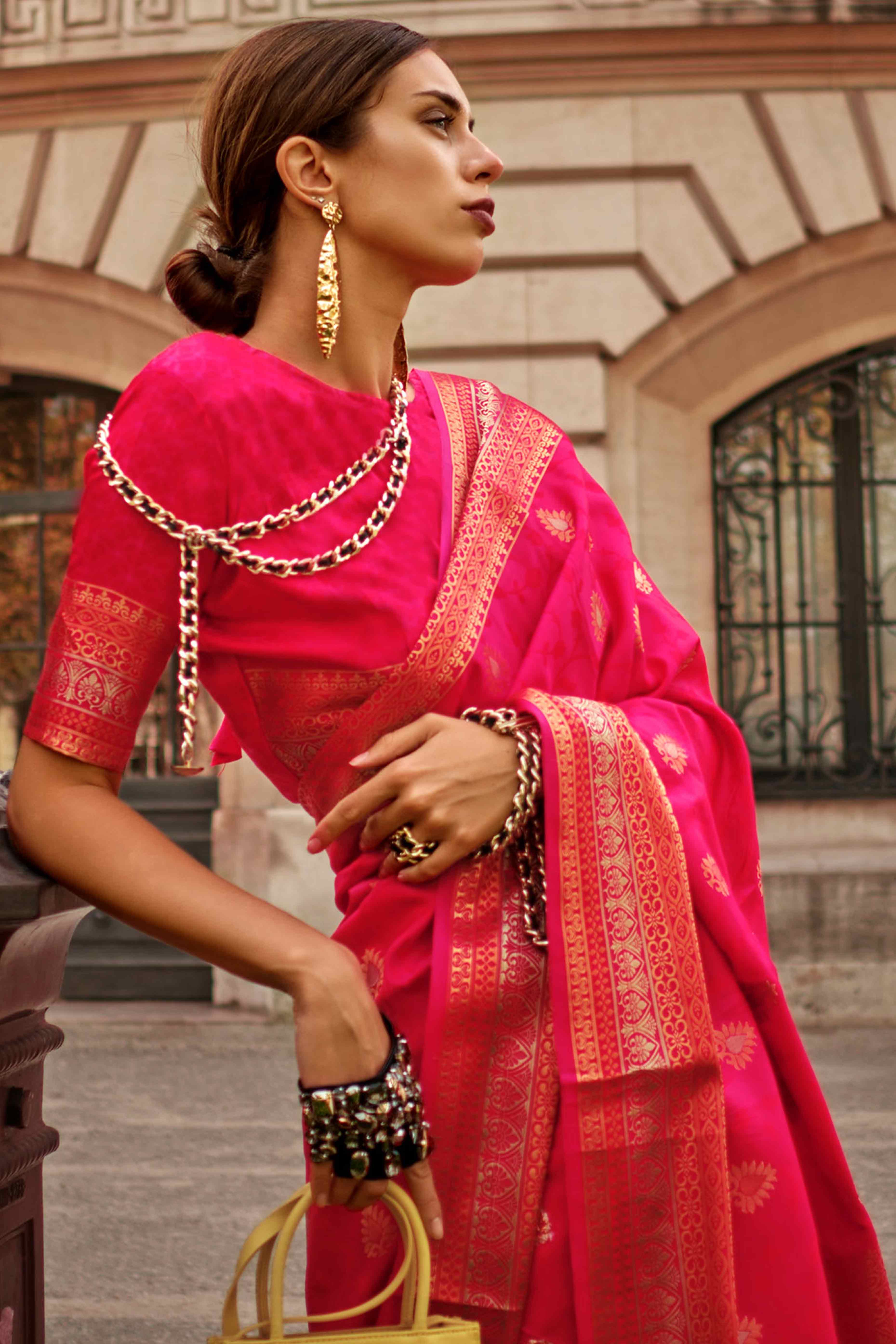 Pink Floral Zari Work Woven Banarasi Silk Saree