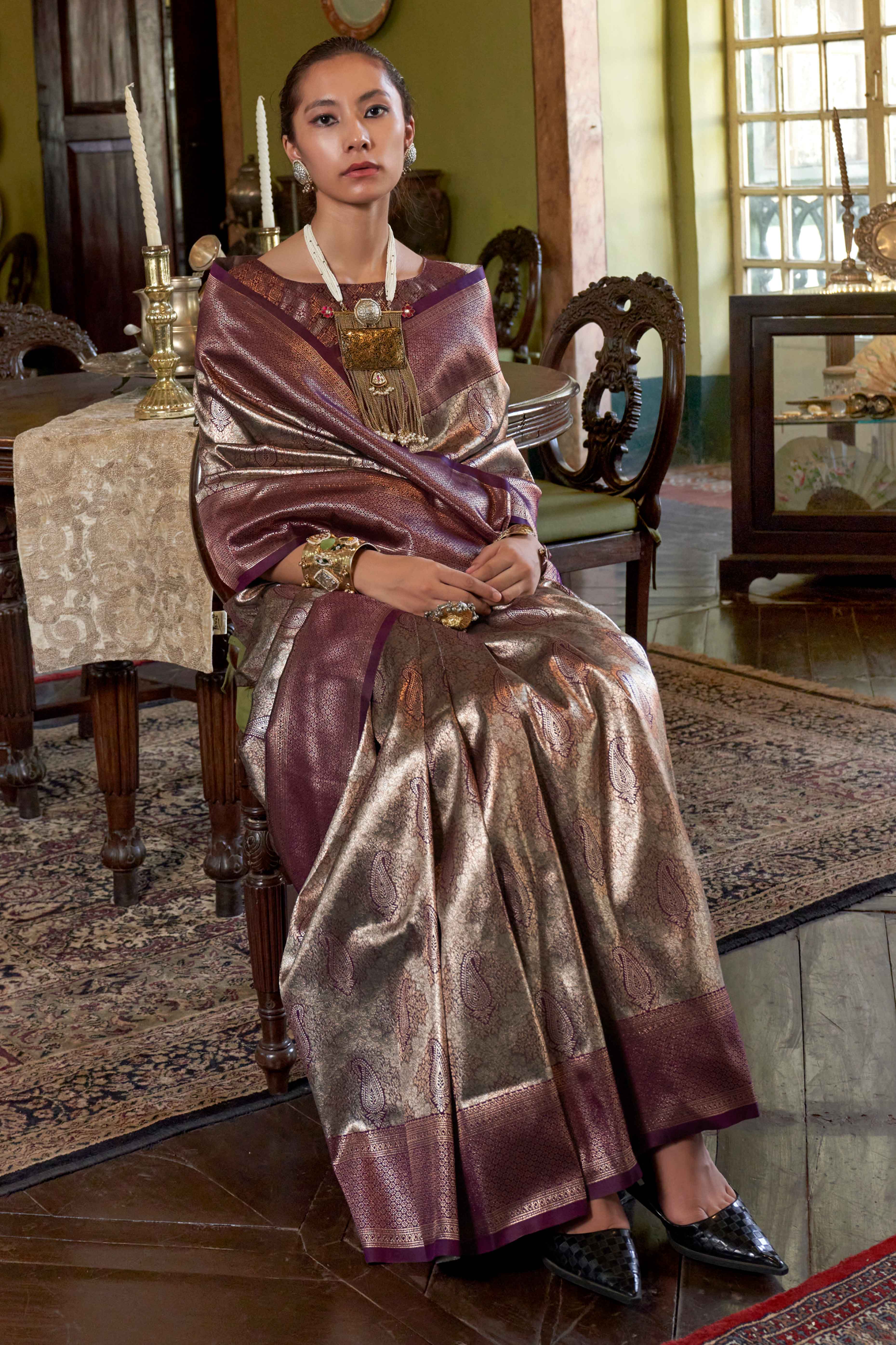 Purple Kanjivaram Saree in Lustrous Silk with Exquisite Zari Weaving