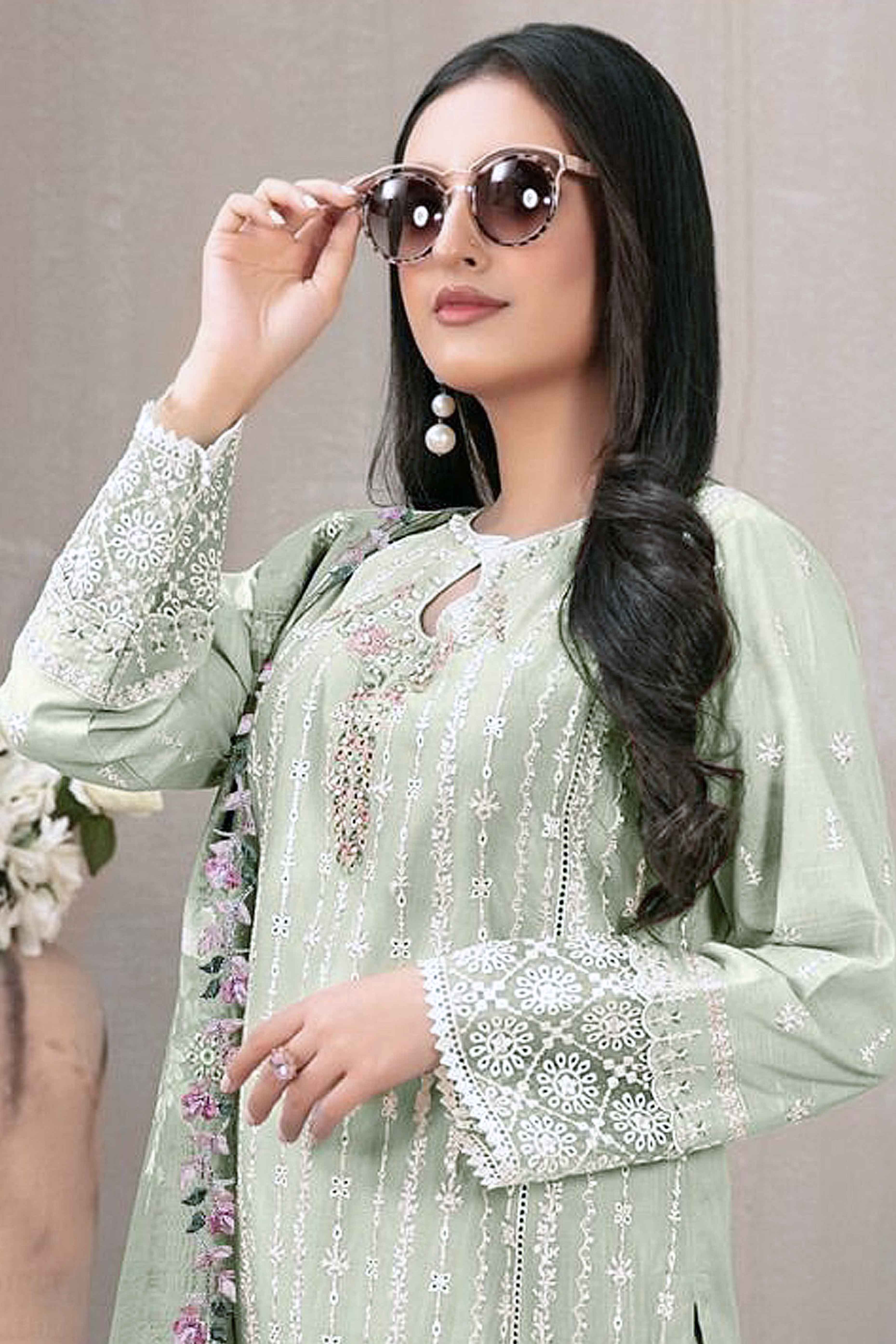 Green Floral Embroidered Georgette Semi Stitched Pakistani Suit