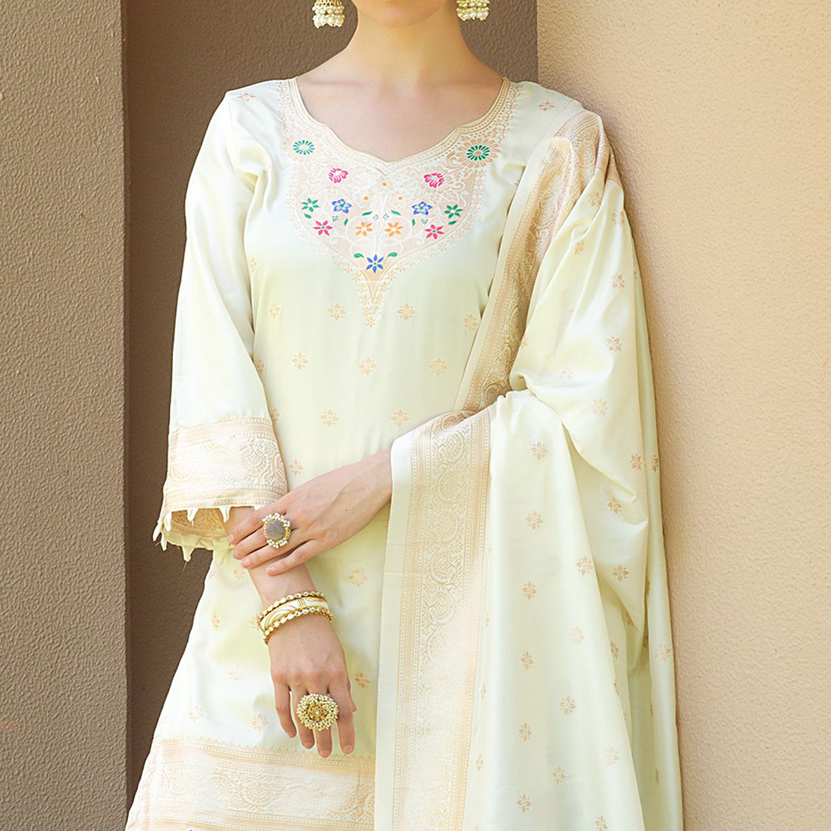 Off white Floral Woven Banarasi Silk Paithani Dress Material