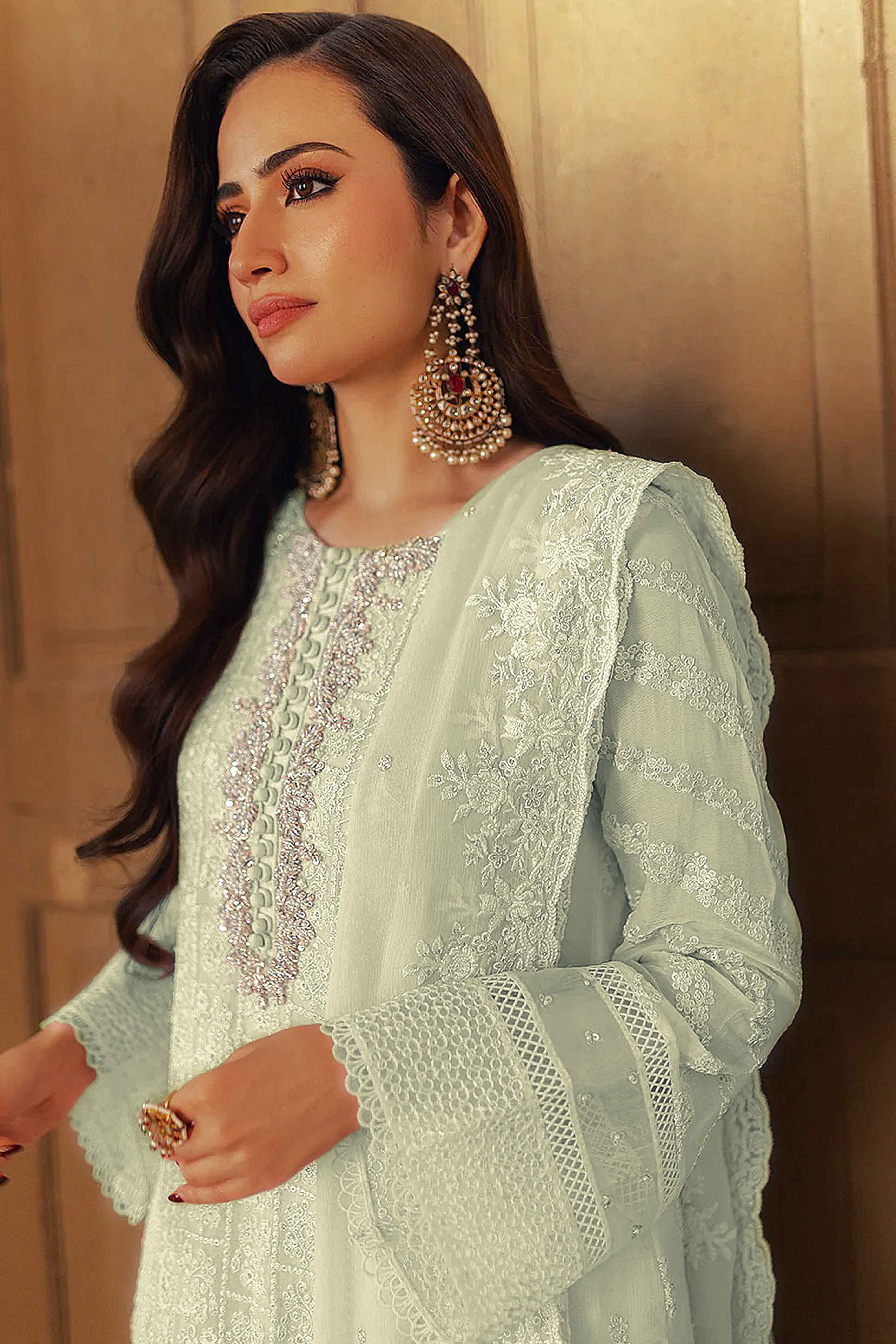 Green Embroidered Georgette Semi-Stitched Pakistani Suit