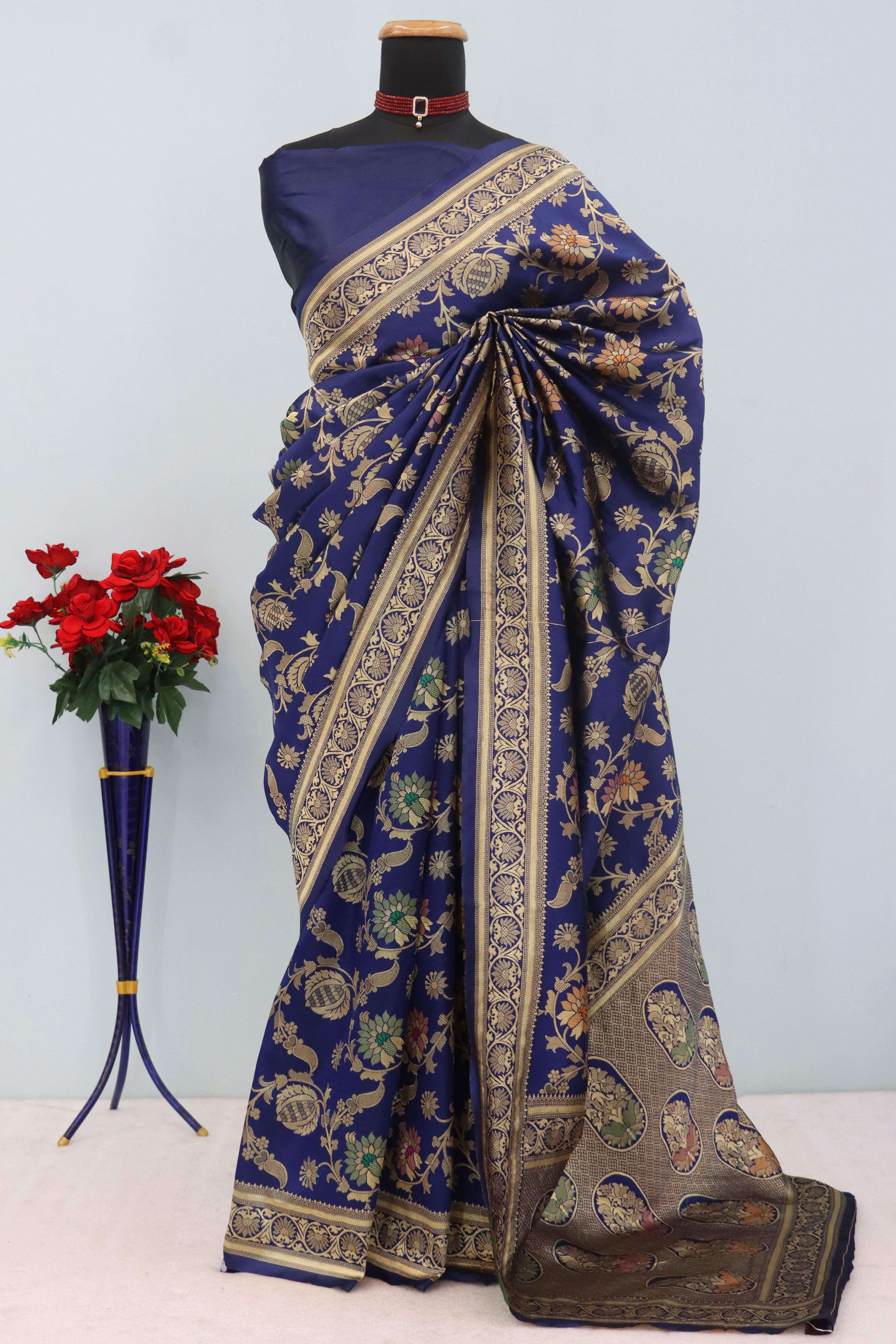 Charming Navy Blue Banarasi Silk Saree Adorned With Floral Zari Weaving