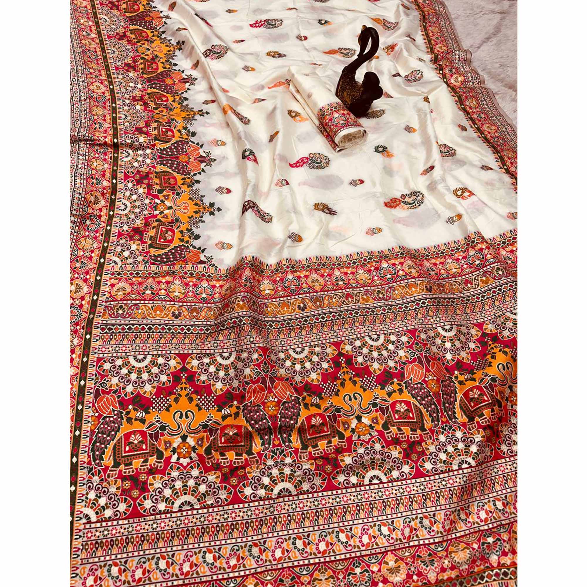 White Pashmina Silk Weaving Saree Designed in Classic Rajwadi Style for Festive Wear