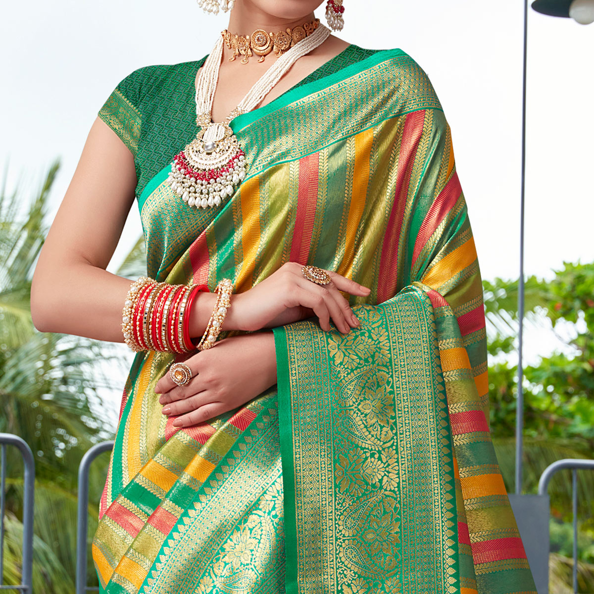 Green Floral Woven Kanjivaram Silk Saree