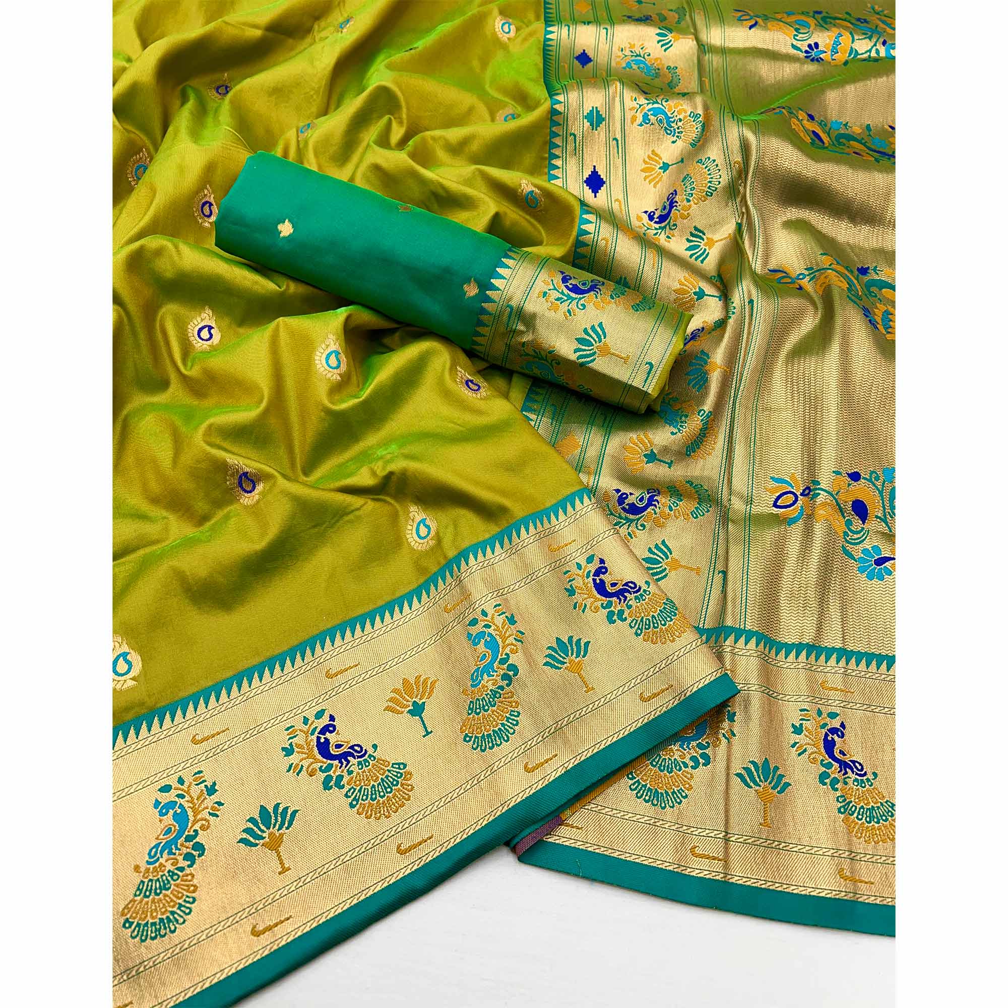 Green Floral Woven Pure Silk Paithani Saree