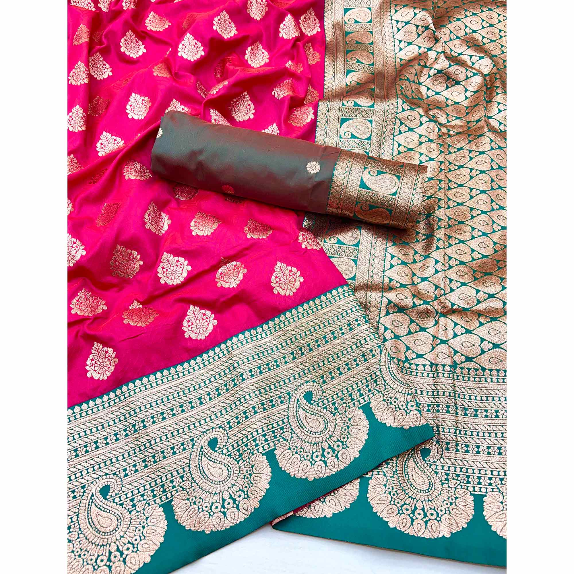 Majestic Zari Woven Pink Art Silk Saree Accented With A Heritage Banarasi Pallu