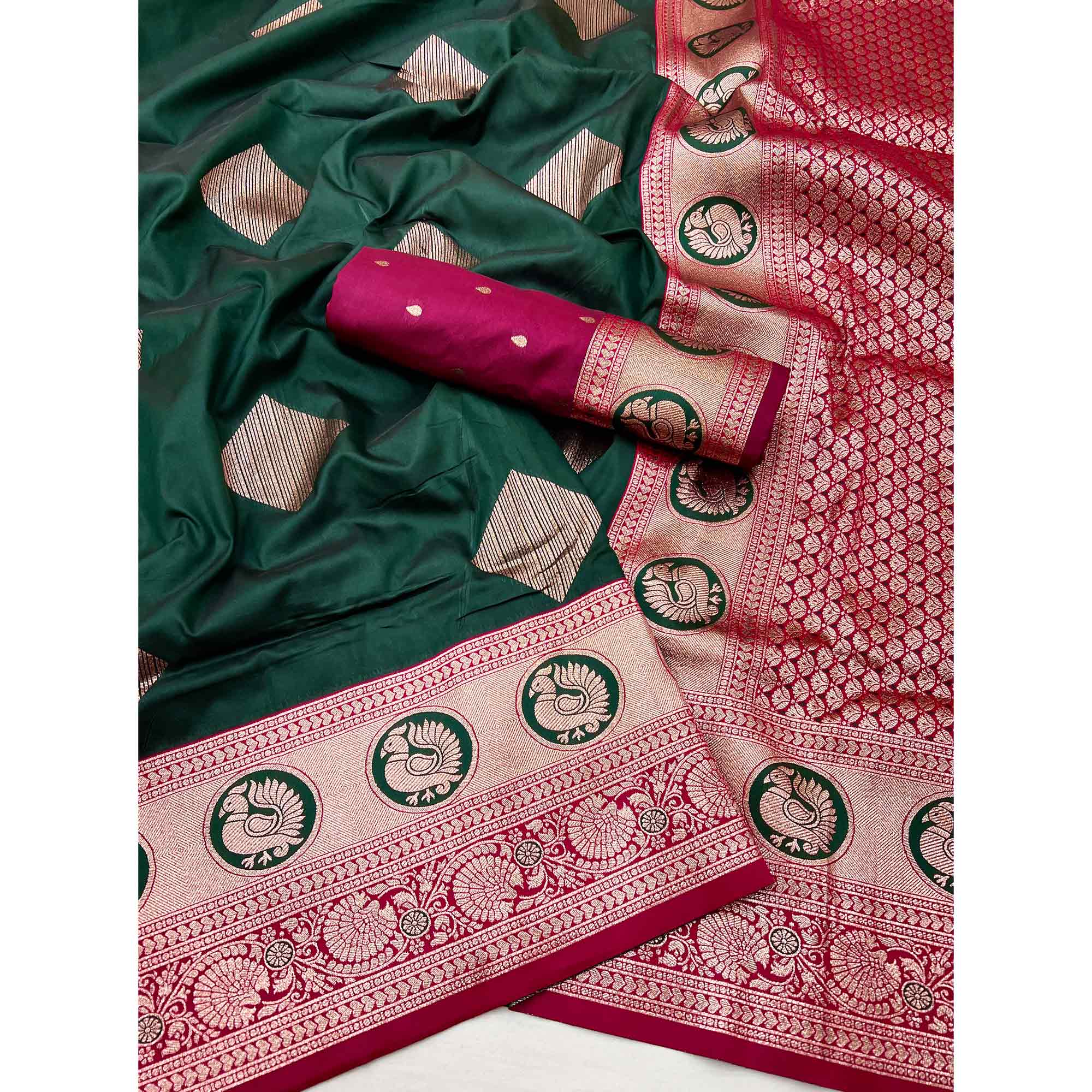 Dark Green Zari Woven Art Silk Saree With Opulent Banarasi Pallu Work