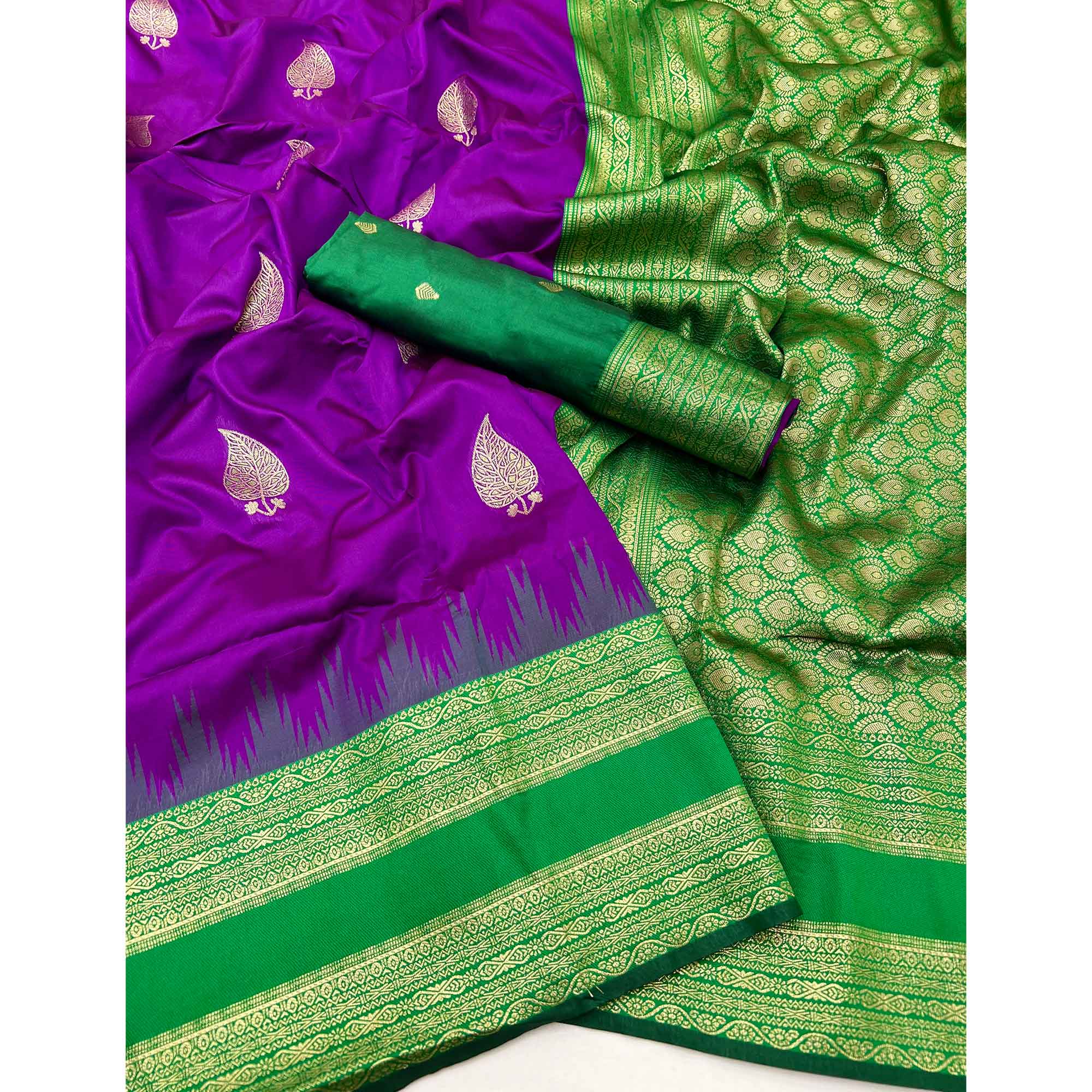 Purple Zari Woven Art Silk Saree Featuring Delicate Floral Motifs & Regal Banarasi Pallu