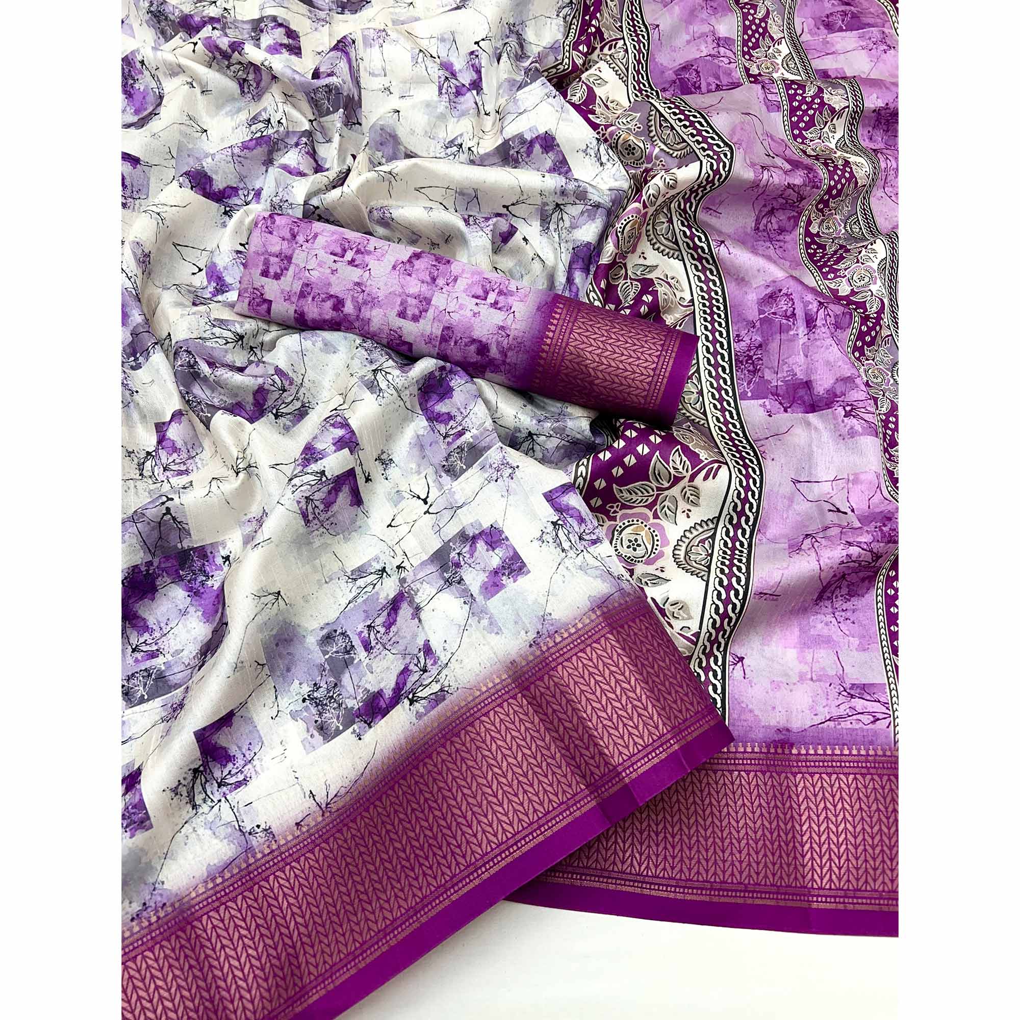 Lavender Digital Printed Dola Saree Featuring Elegant Weaving Border & Stylish Tassel Pallu