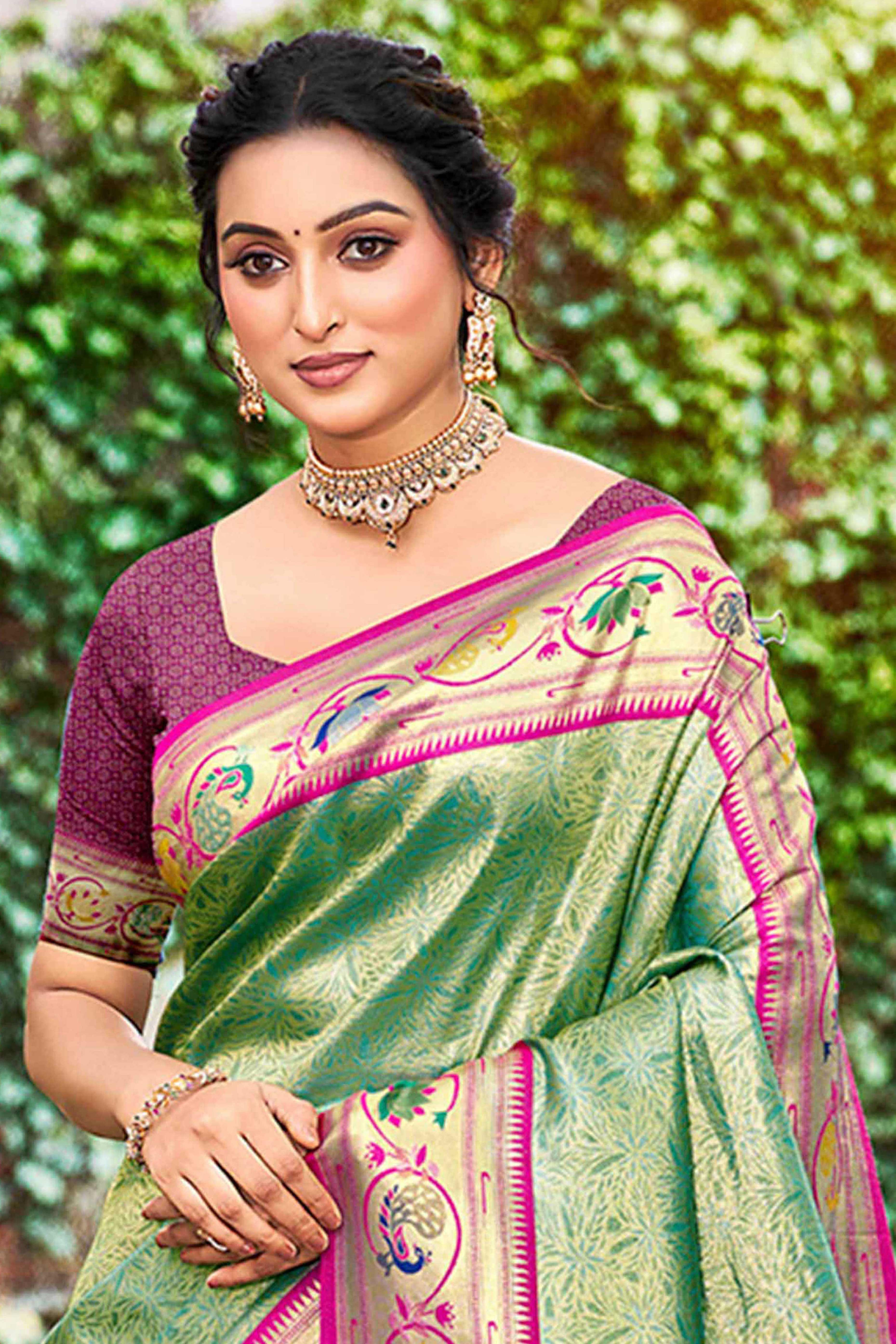 Elegant Rama Green Weaving Silk Blend Saree With Peacock Border & Artistic Parrot Motif Pallu