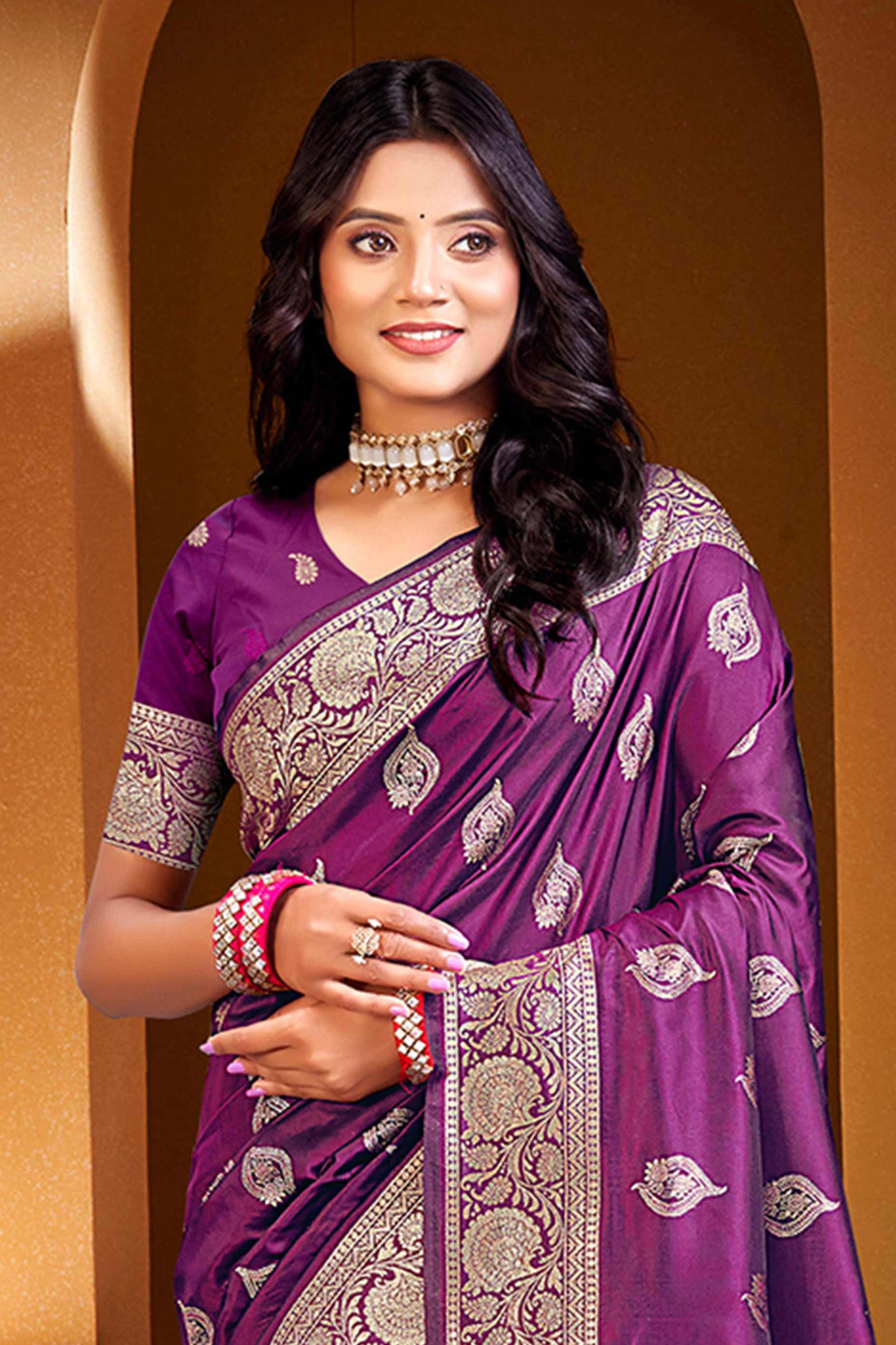 Luxury Purple Floral Weaving Silk Blend Saree Finished With A Digital Peacock Printed Pallu