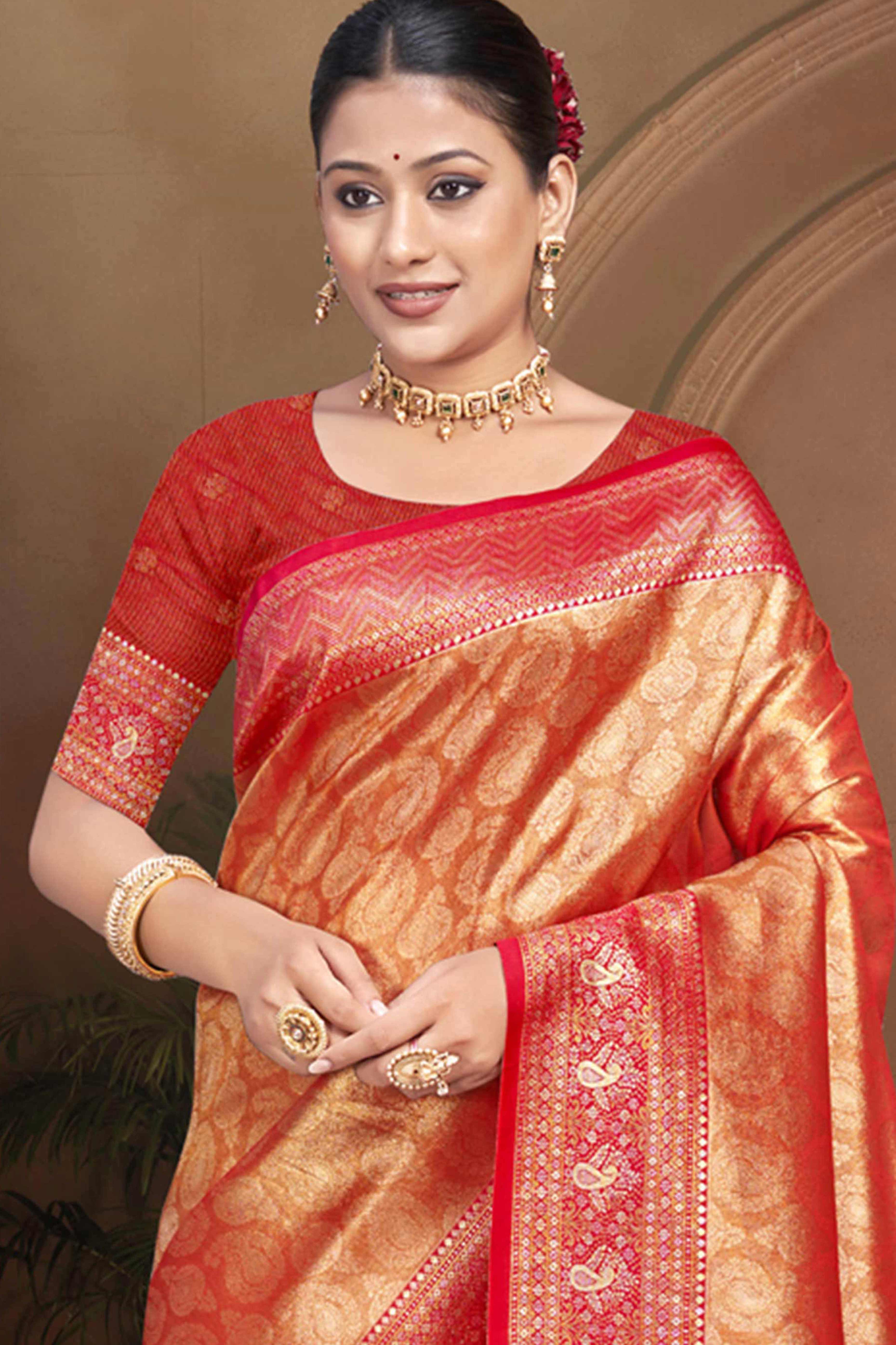 Exclusive Red Paisley & Floral Pattern Weaving Kanjivaram Silk Saree With Tassel Pallu