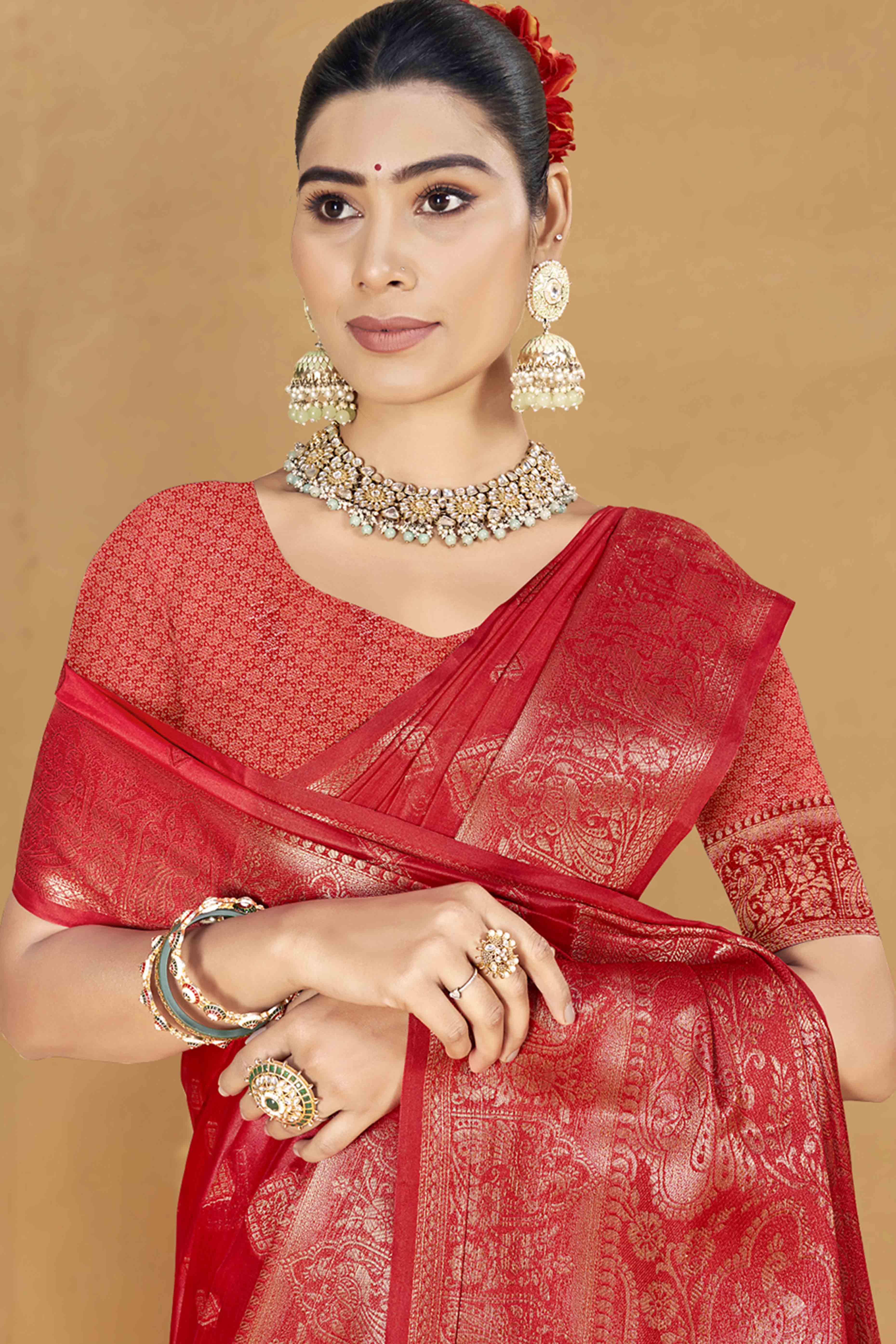 Red Floral & Peacock Pattern Zari Woven Banarasi Silk Saree