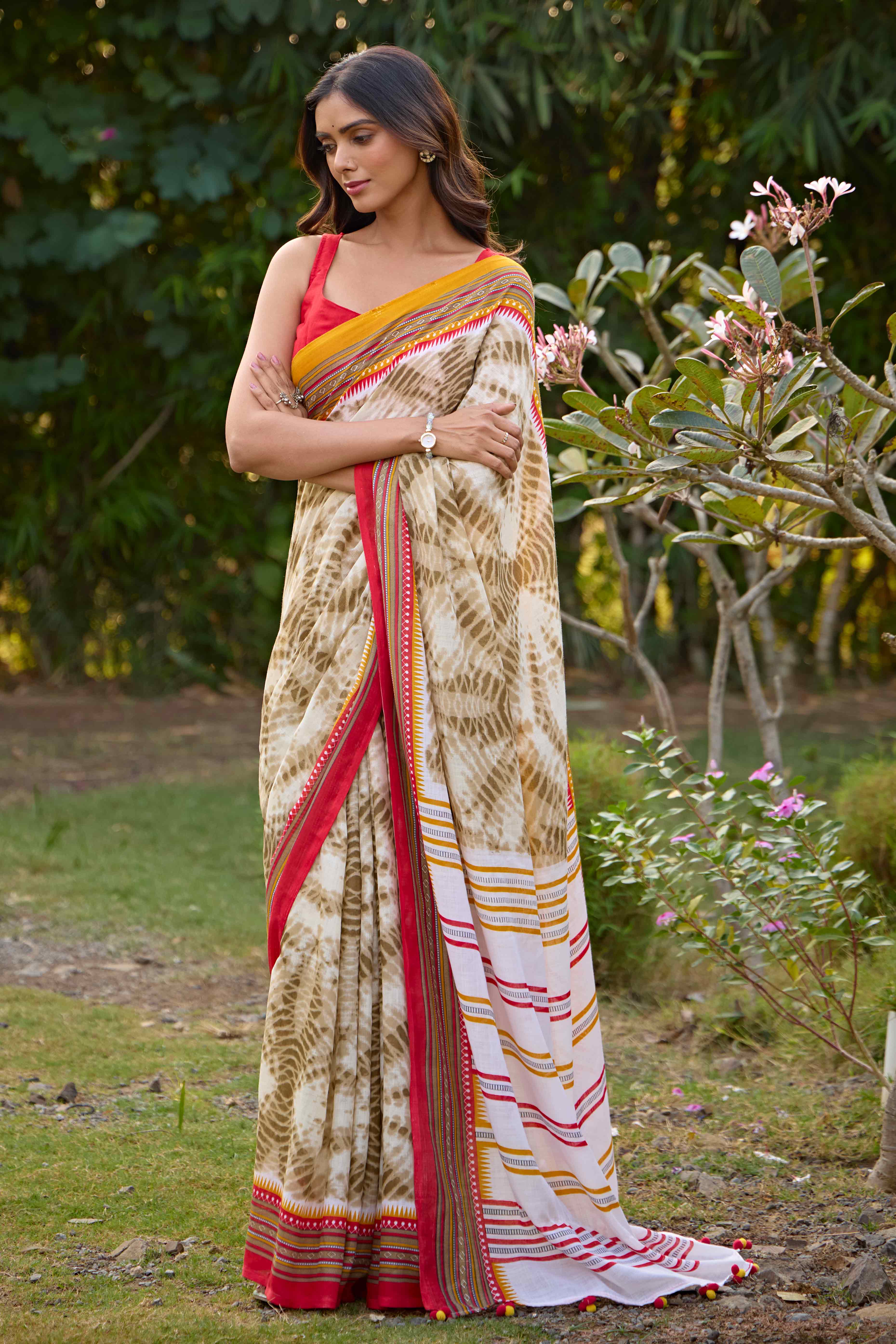 Off White Tie Dye Printed Linen Saree