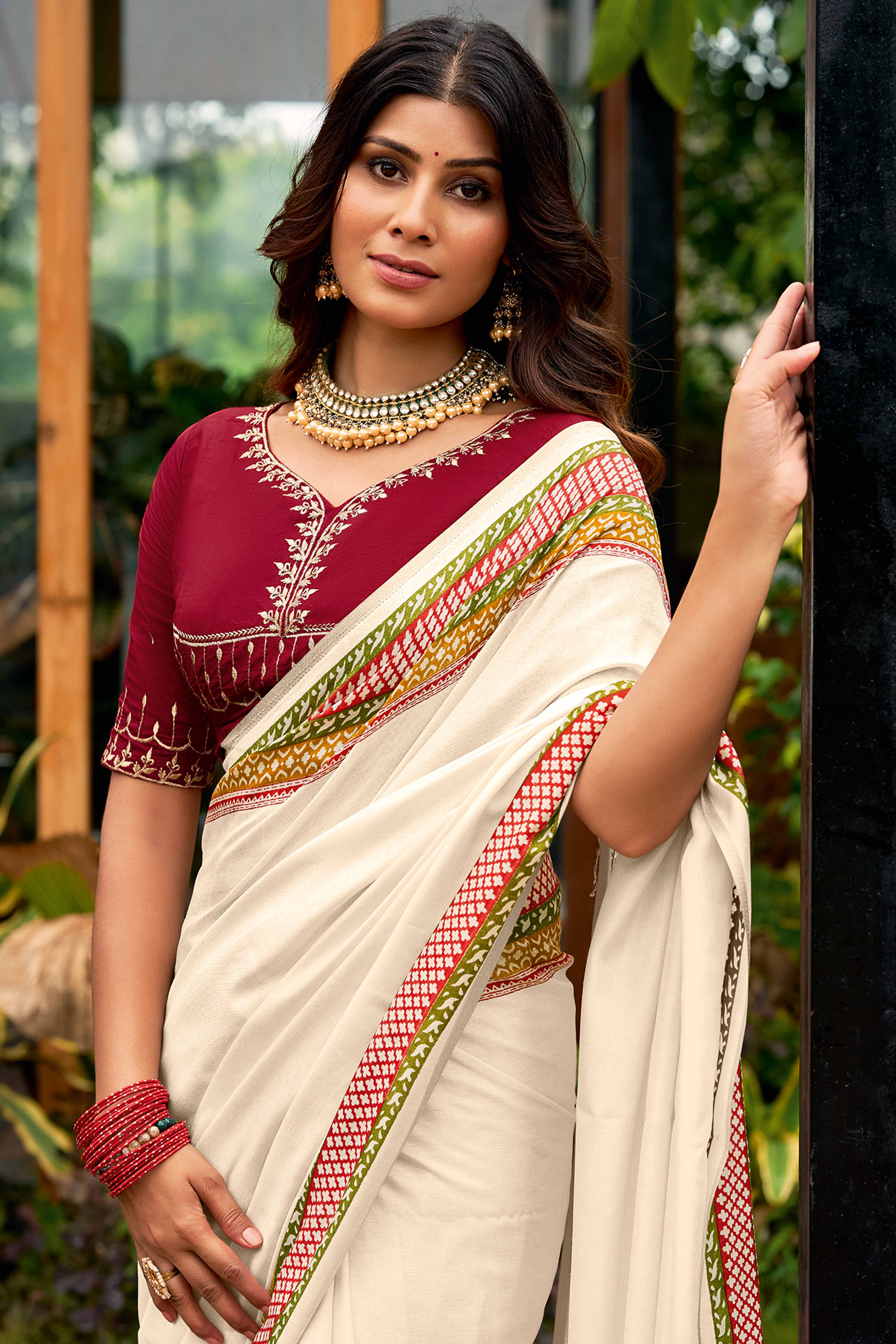 Classic Cream Cotton Blend Saree Featuring Abstract Print Design