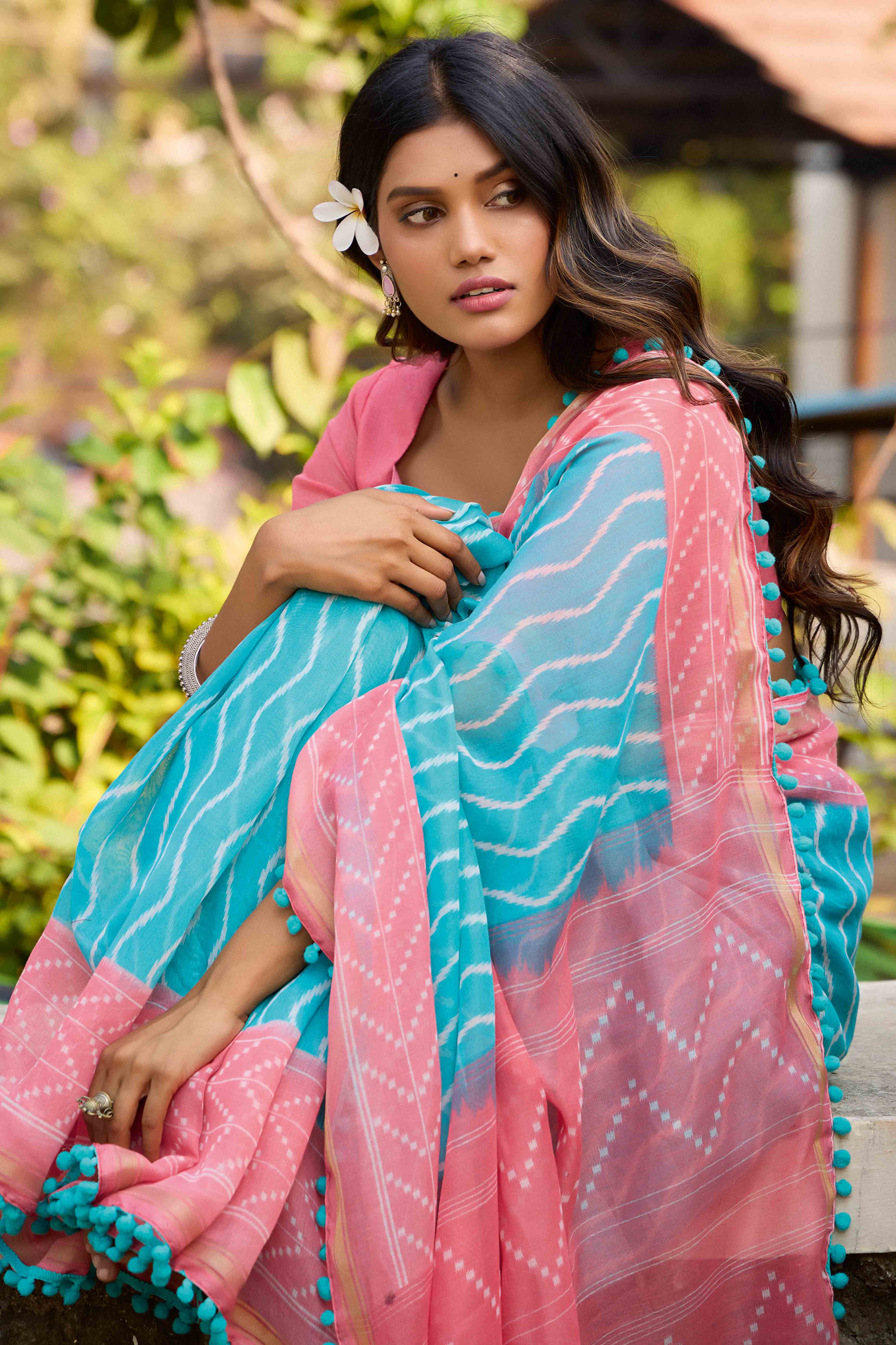 Sky Blue Printed Cotton Blend Saree With Pumpum Lace