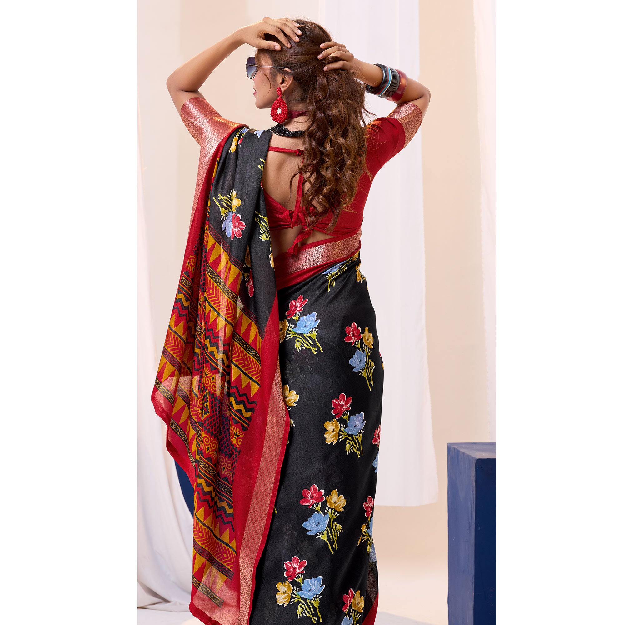 Black & Red Floral Printed Cotton Blend Saree With Woven Border