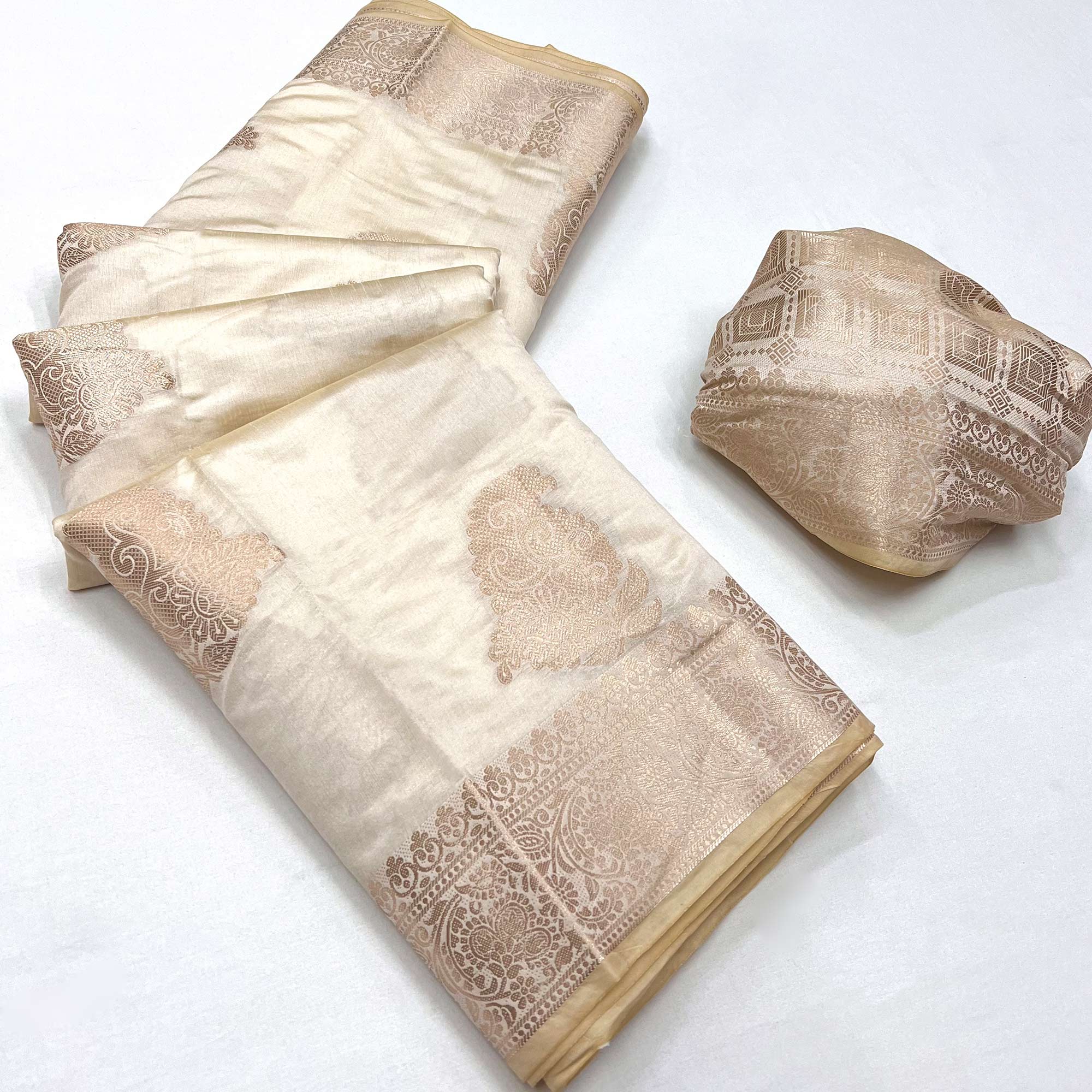 Off White Off White Floral Woven Raw Silk Saree