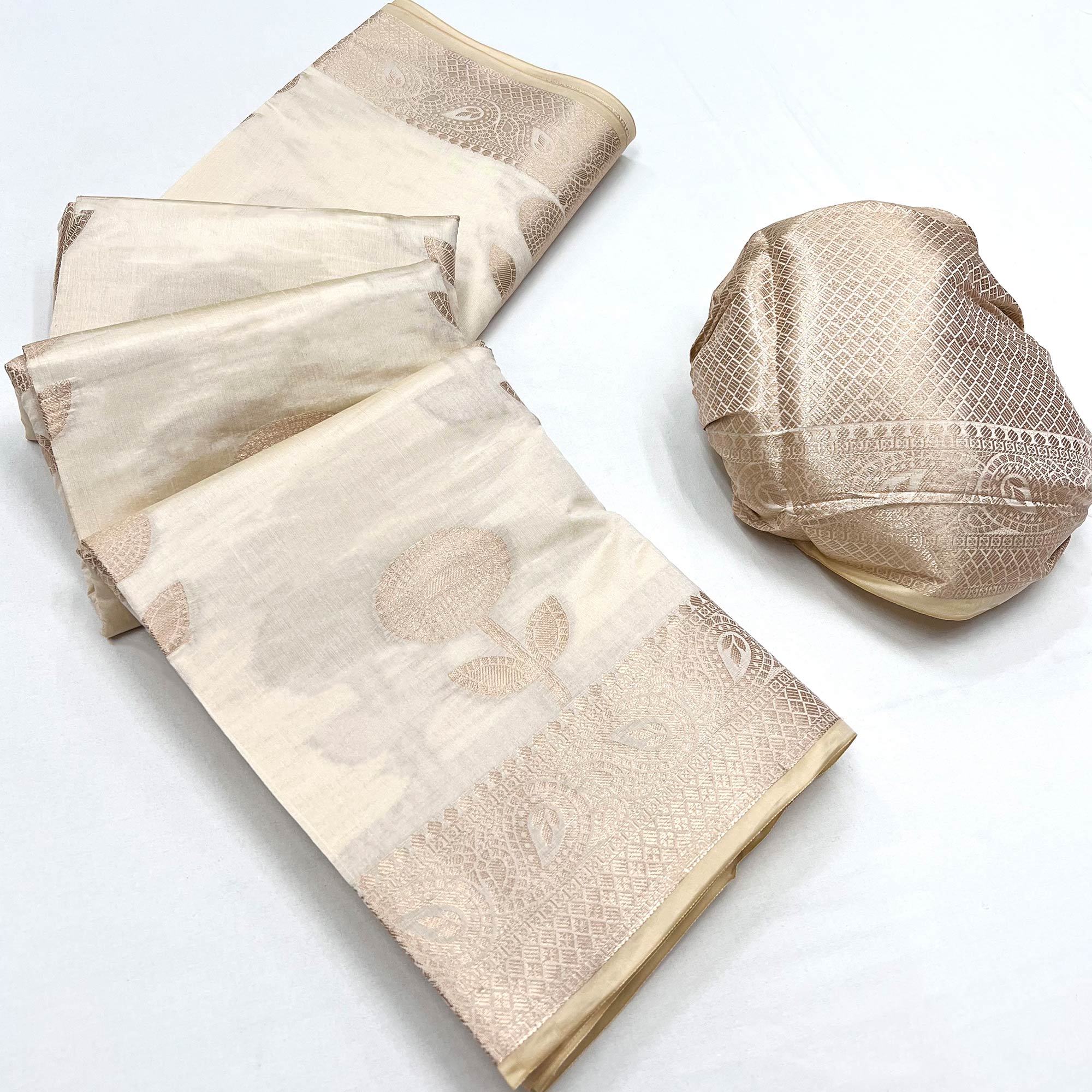 Off White Off White Floral Woven Raw Silk Saree