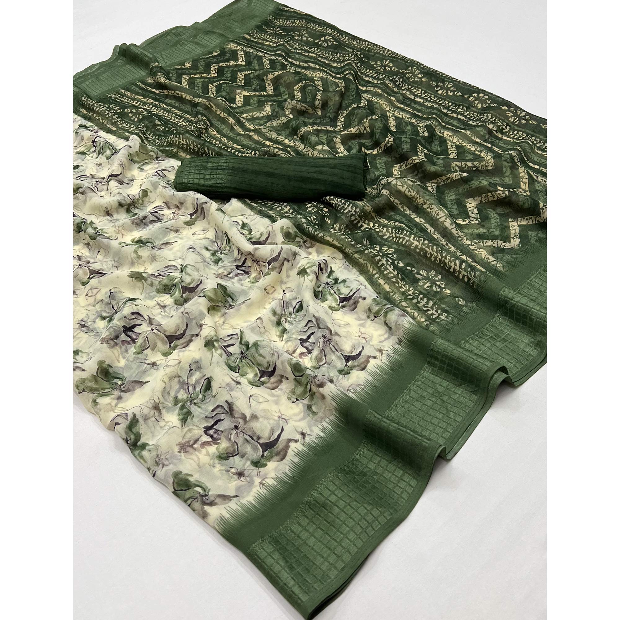 Green Floral Printed Georgette Saree