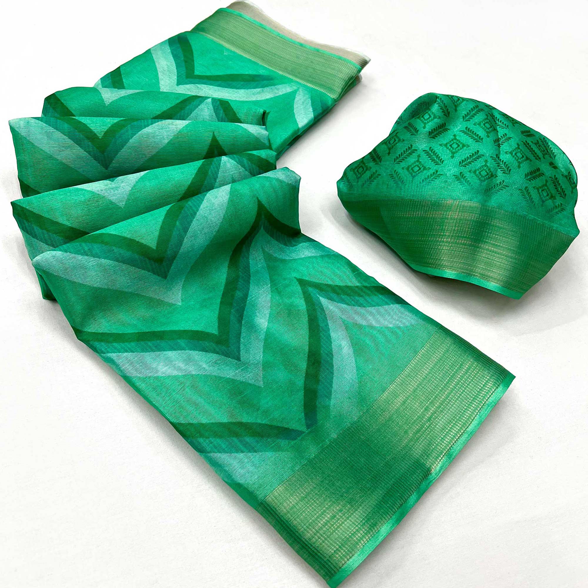 Green Digital Printed Cotton Blend Saree With Zari Border
