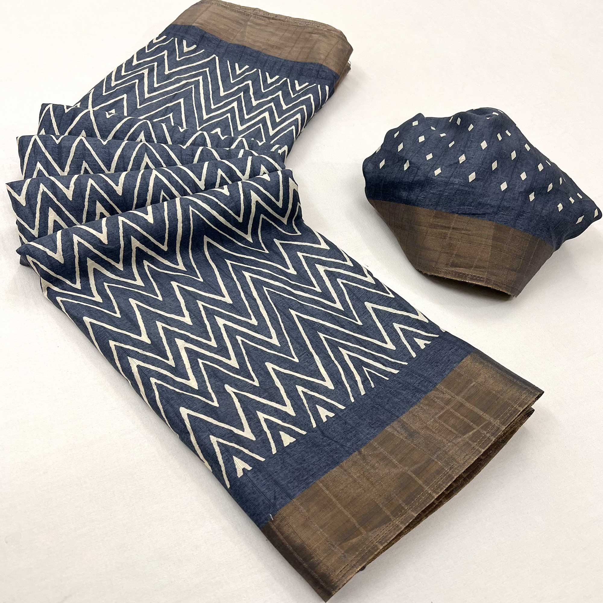 Grey Printed Cotton Blend Saree With Woven Border