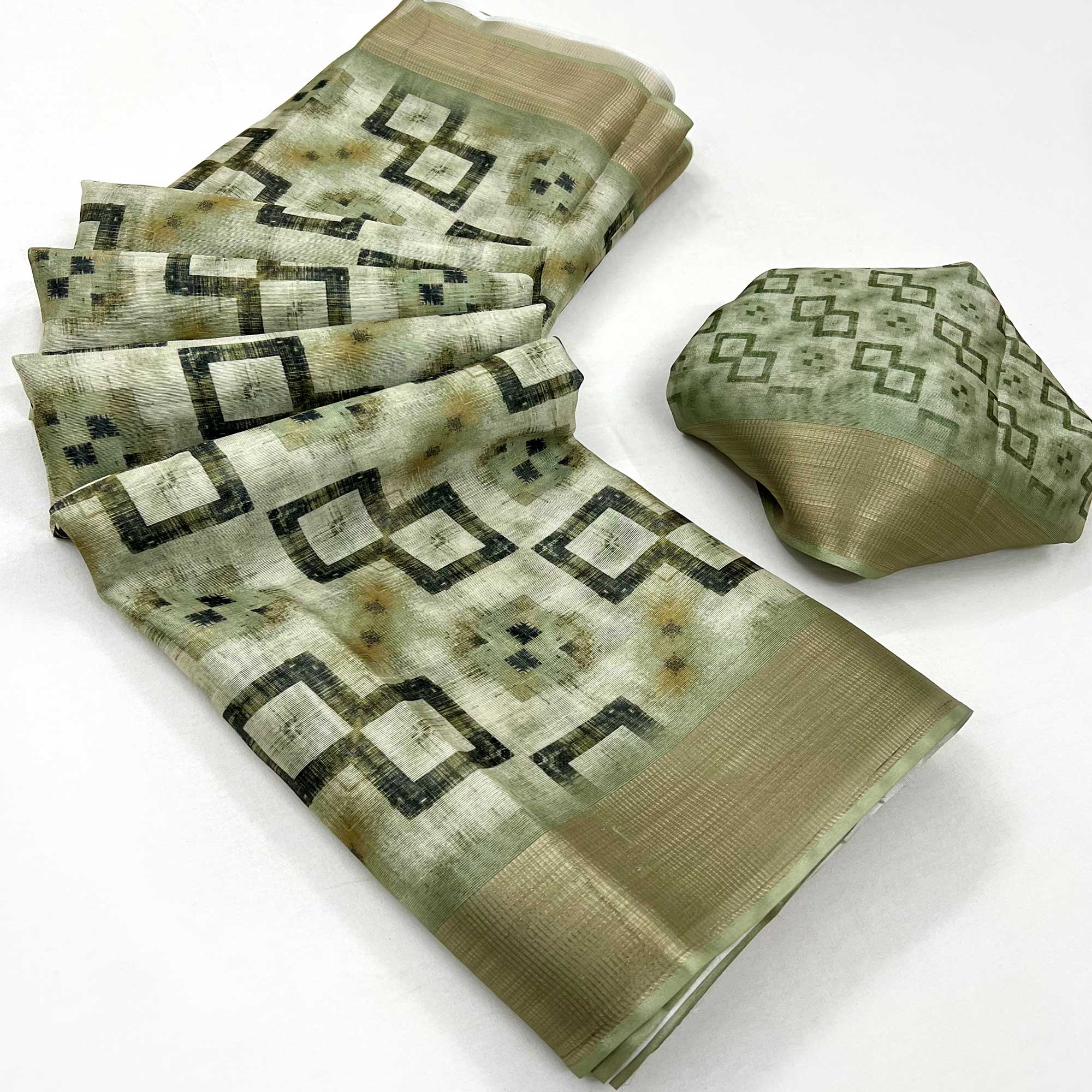 Green Geometric Printed Cotton Blend Saree