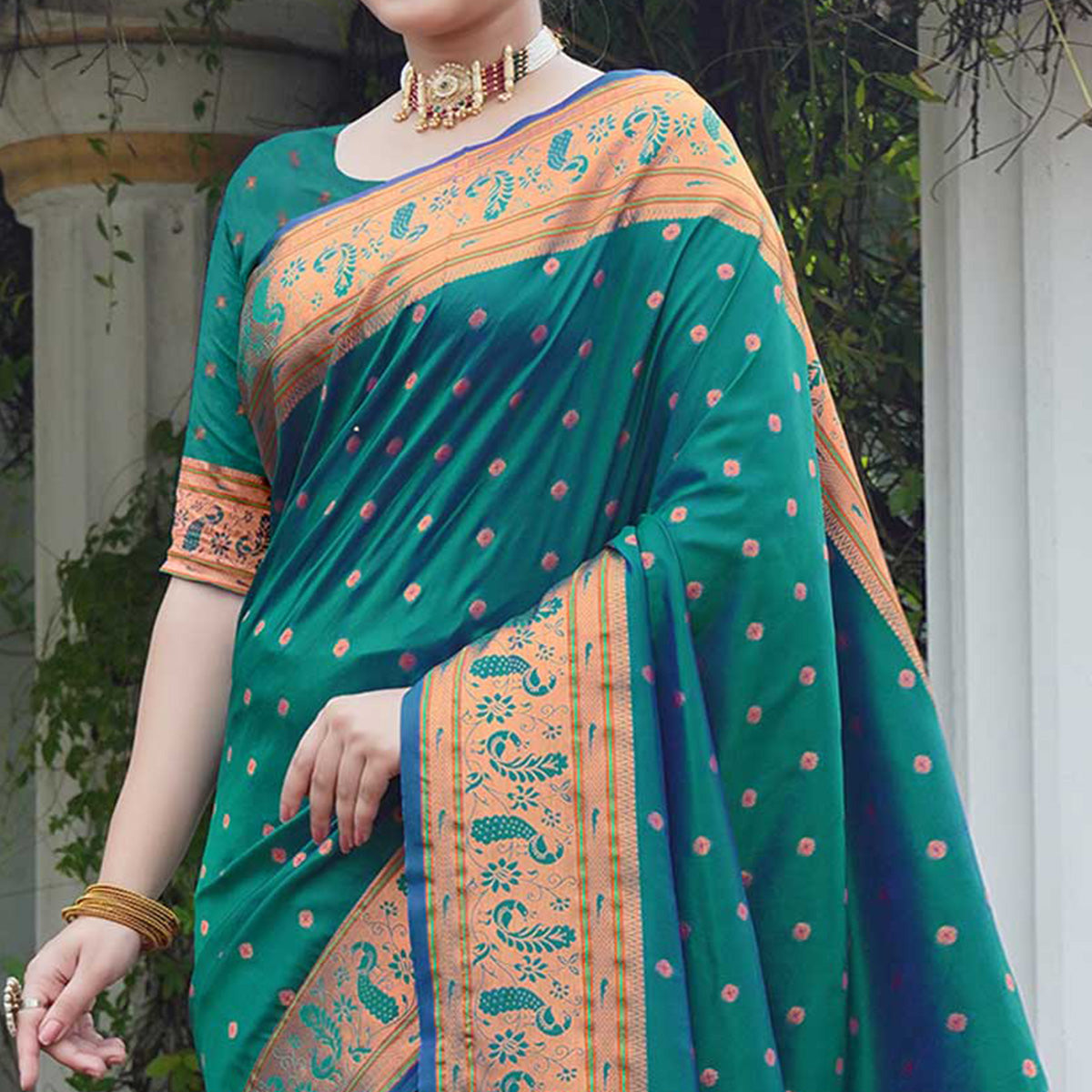 Rama Green Woven Paithani Art Silk Saree