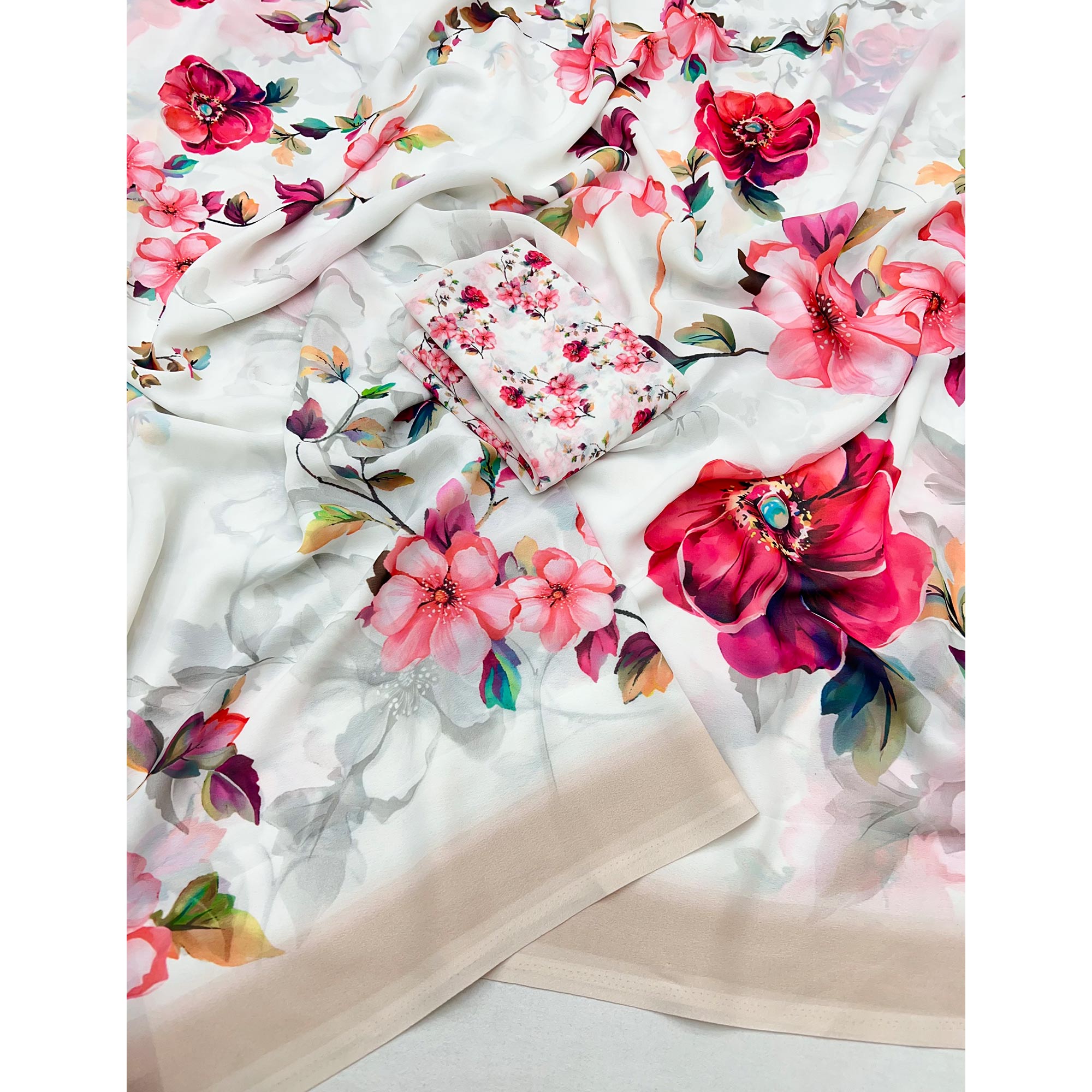 White Floral Printed Saree in Flowing Georgette Fabric