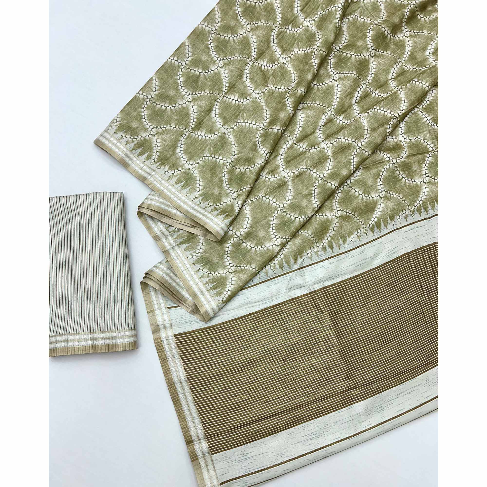 Opulent Green Silk Blend Saree Adorned With Digital Prints & Zari Border