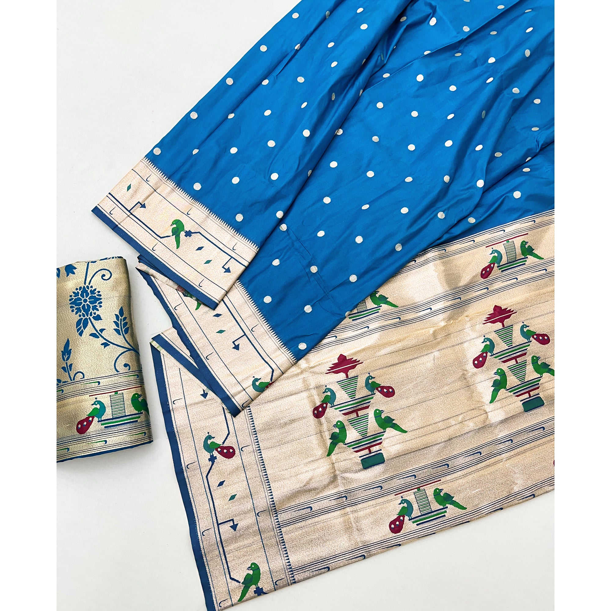Blue Floral Zari Weaving Work Silk Blend Paithani Saree With Traditional Charm