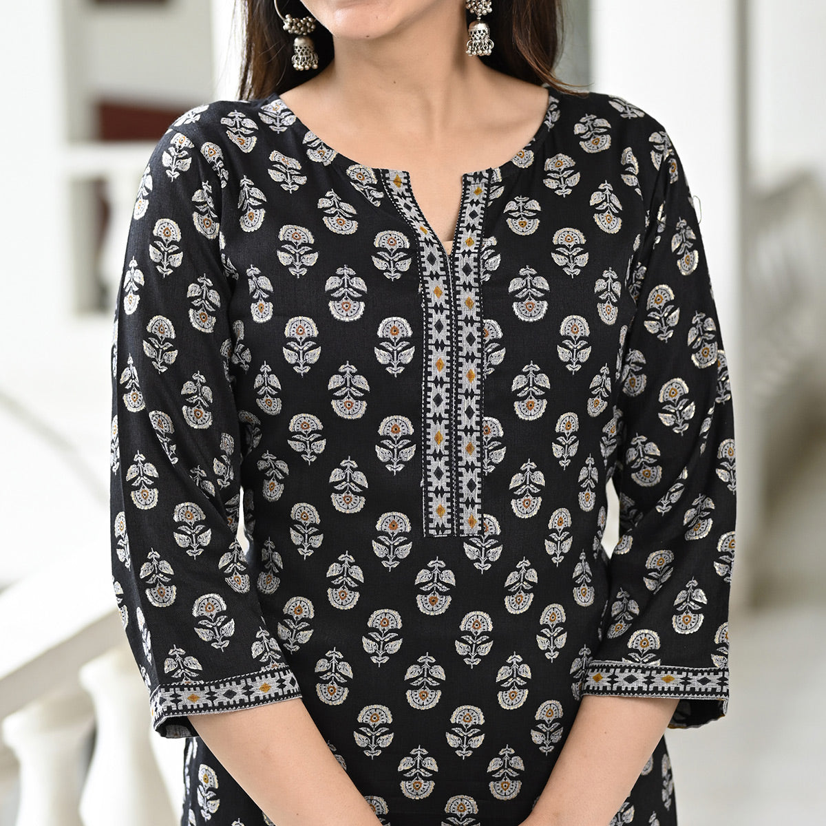 Black Floral Printed Rayon Kurti Pant Set