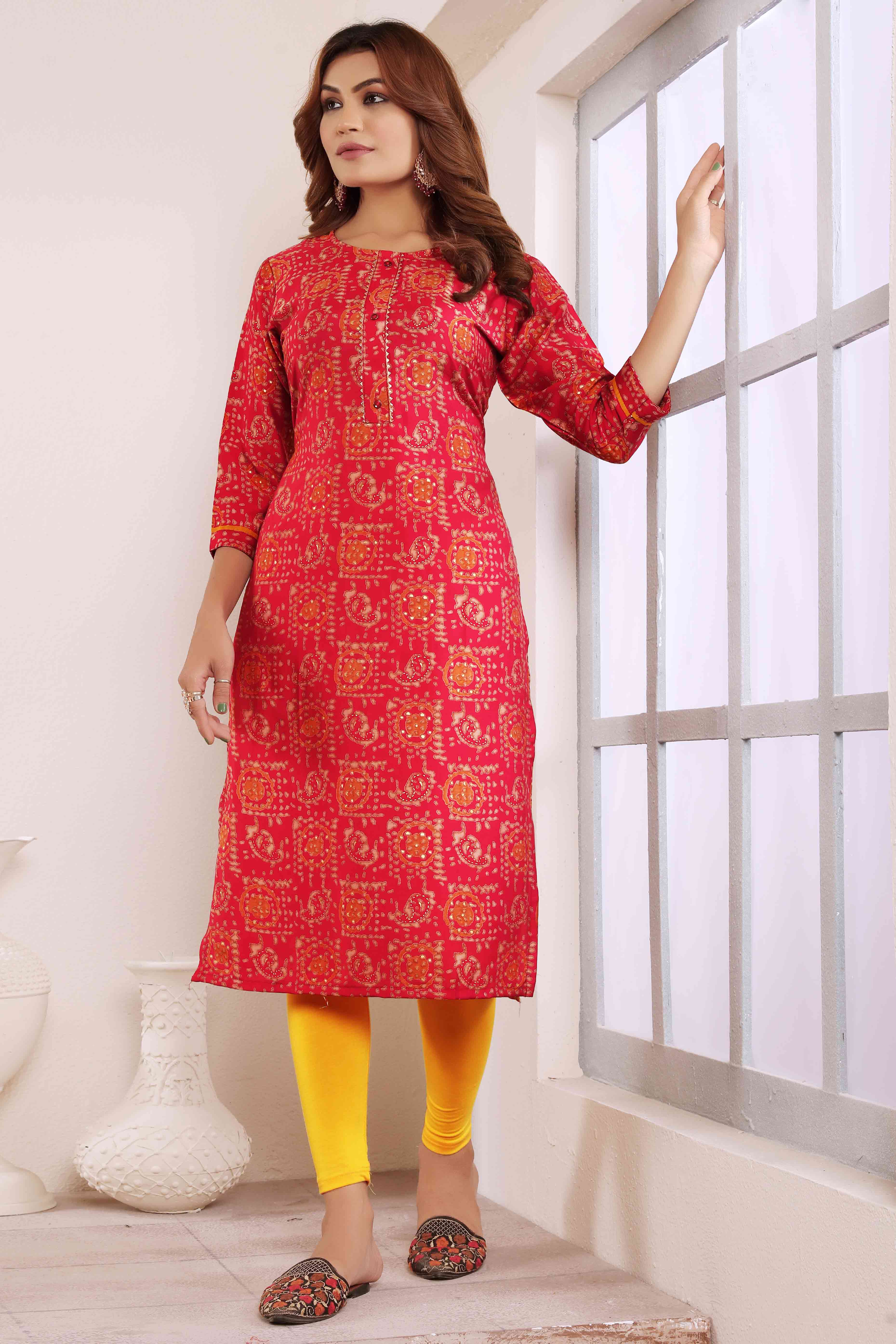 Rani Pink Foil Printed Muslin Viscose Kurti