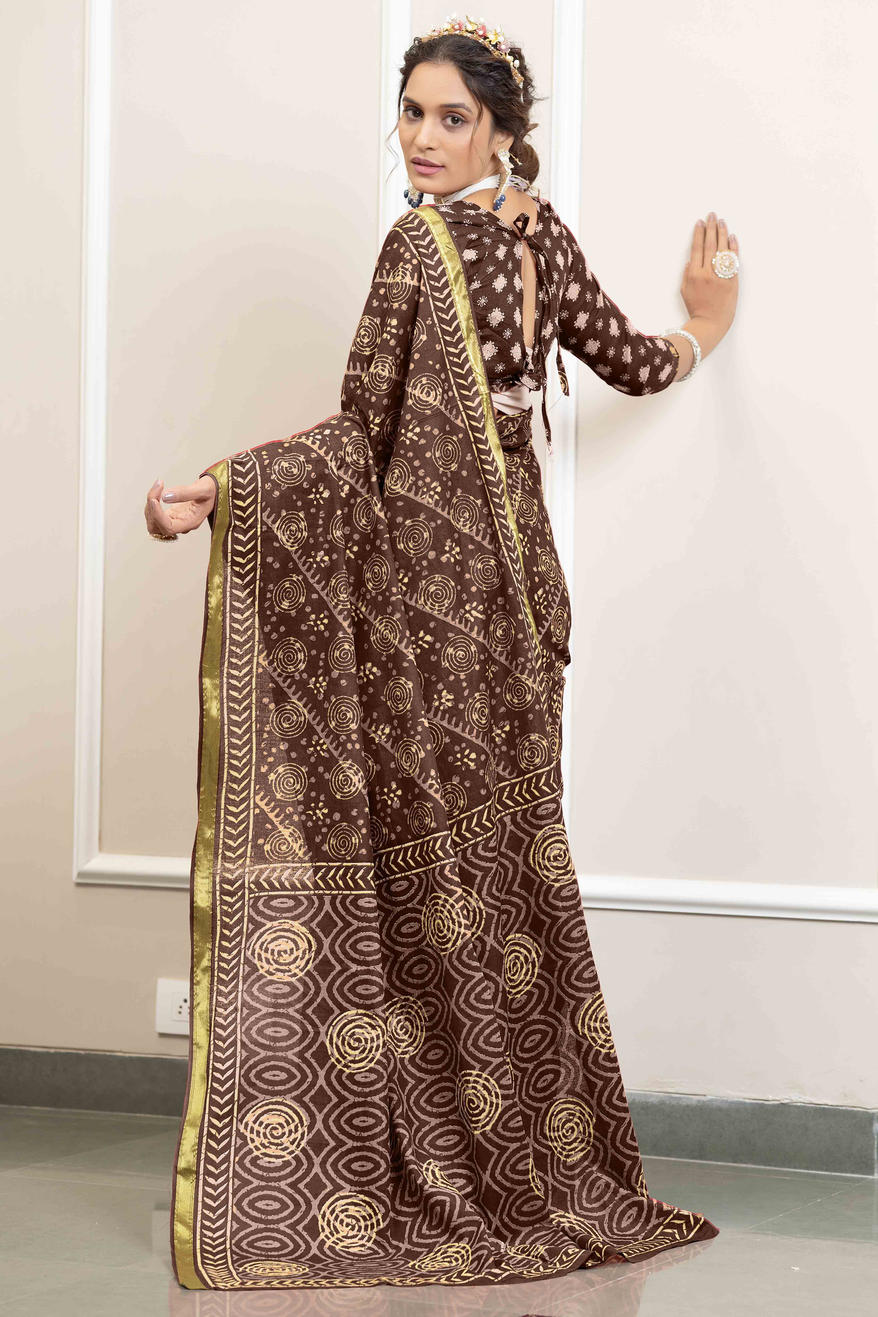 Coffee Brown Abstract Print Printed Pure Mulmul Cotton Saree