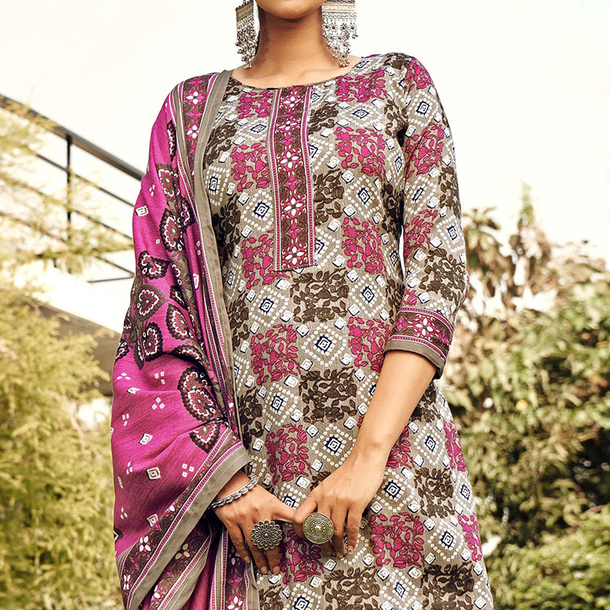 Multicolor Printed Pashmina Suit