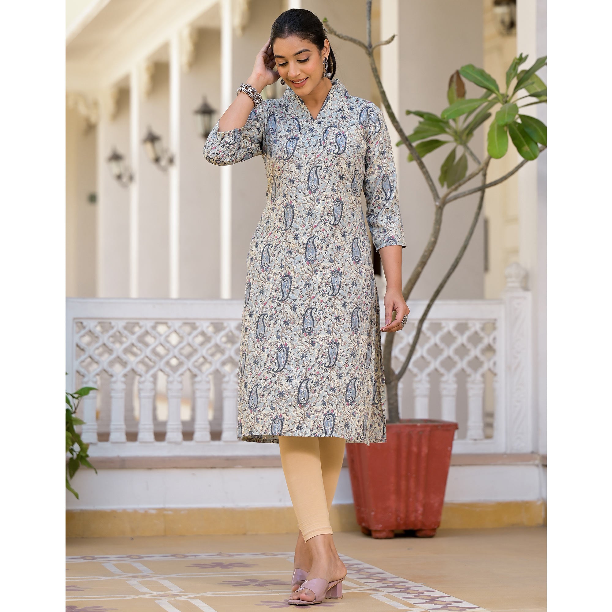 Blue Floral Printed Rayon Straight Kurti