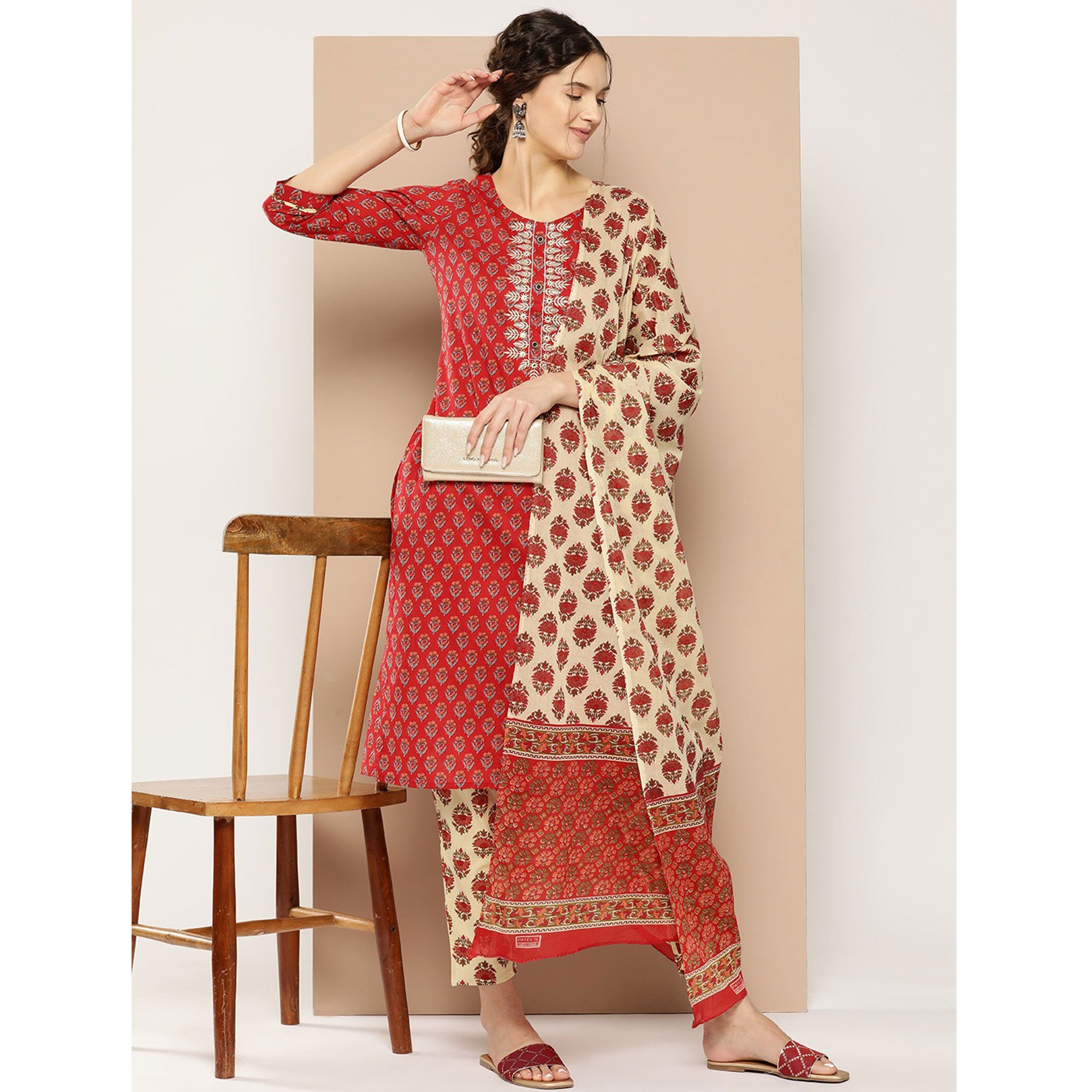 AARD-YUFTA-1473-RED