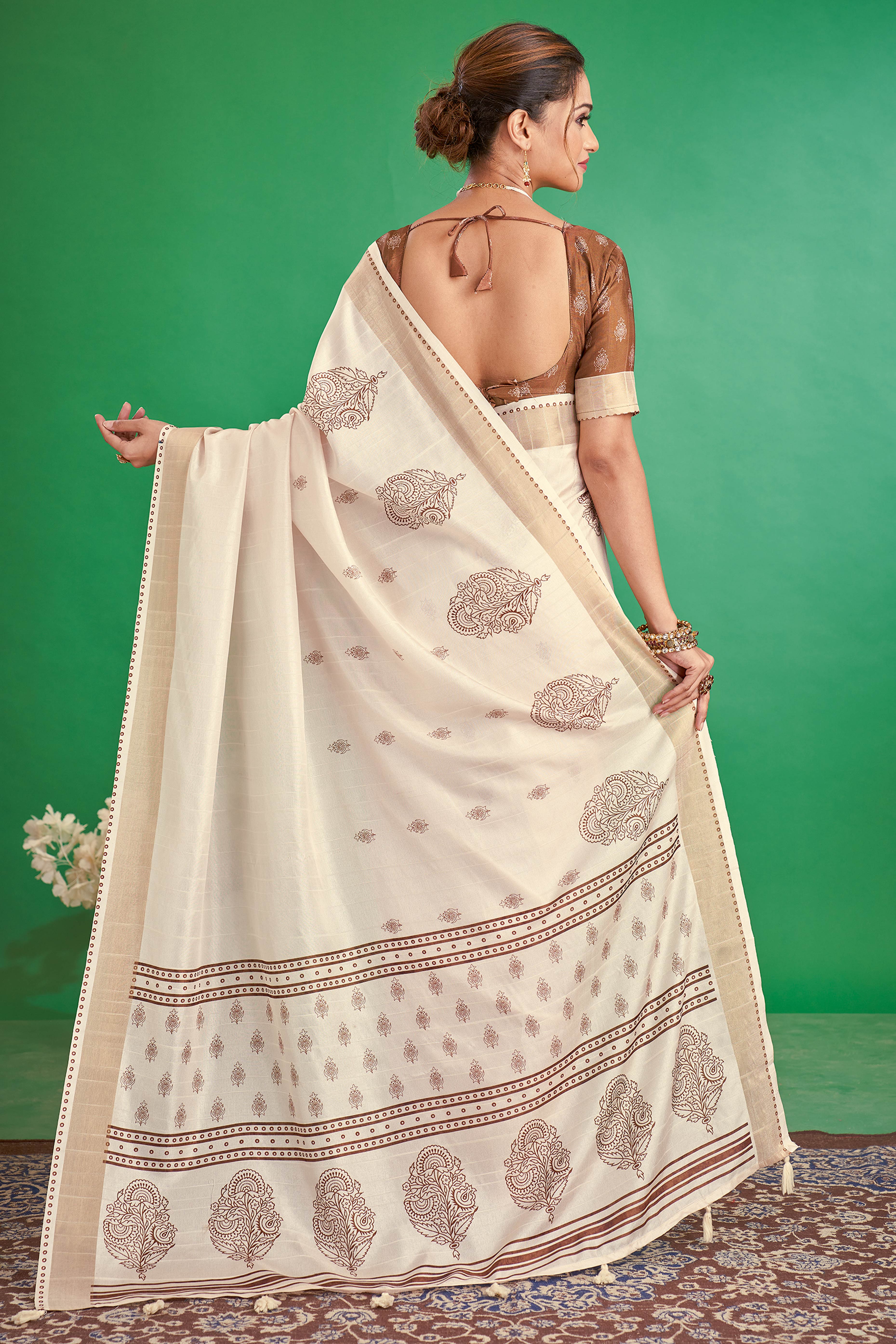 Charming Offwhite & Brown Floral Printed Kotha Cotton Silk Saree Adorned With Graceful Tassel Pallu