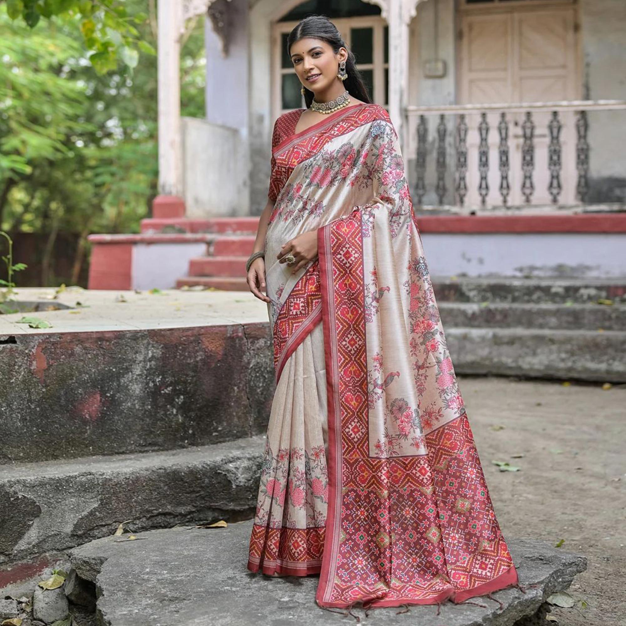 Beige & Red Floral Printed Tussar Silk Saree