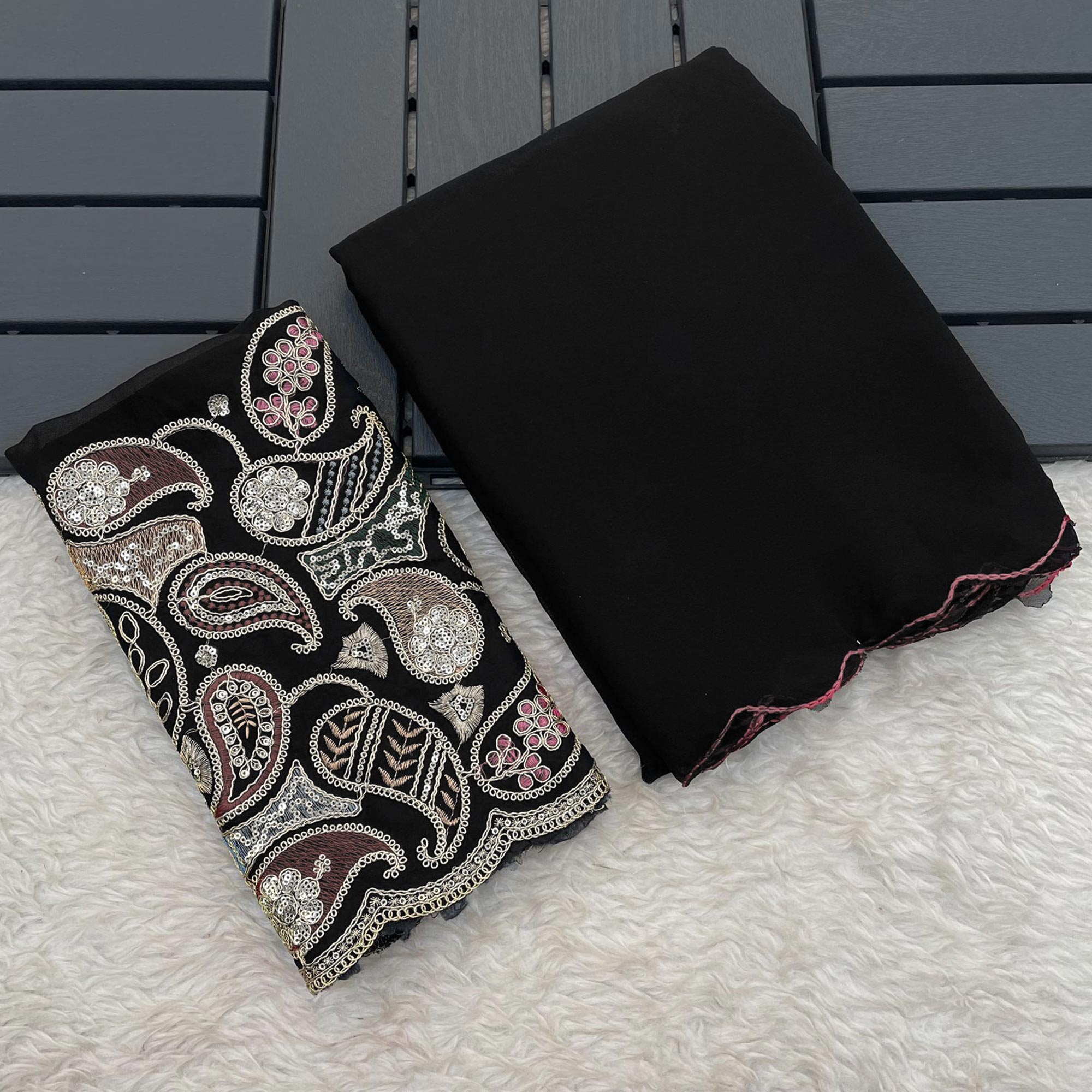 Black Solid Georgette Saree With Embroidered Border