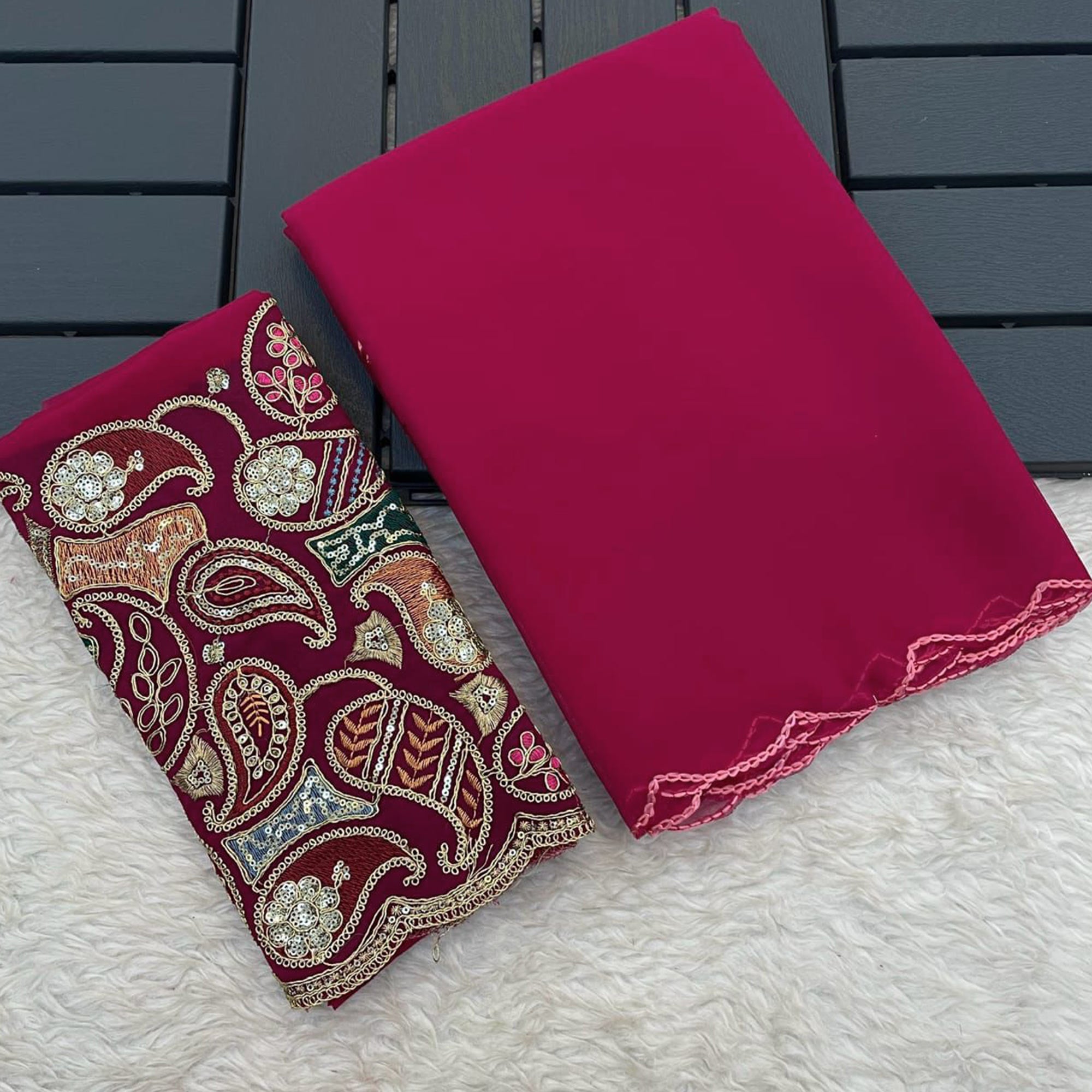 Pink Solid Georgette Saree With Embroidered Border