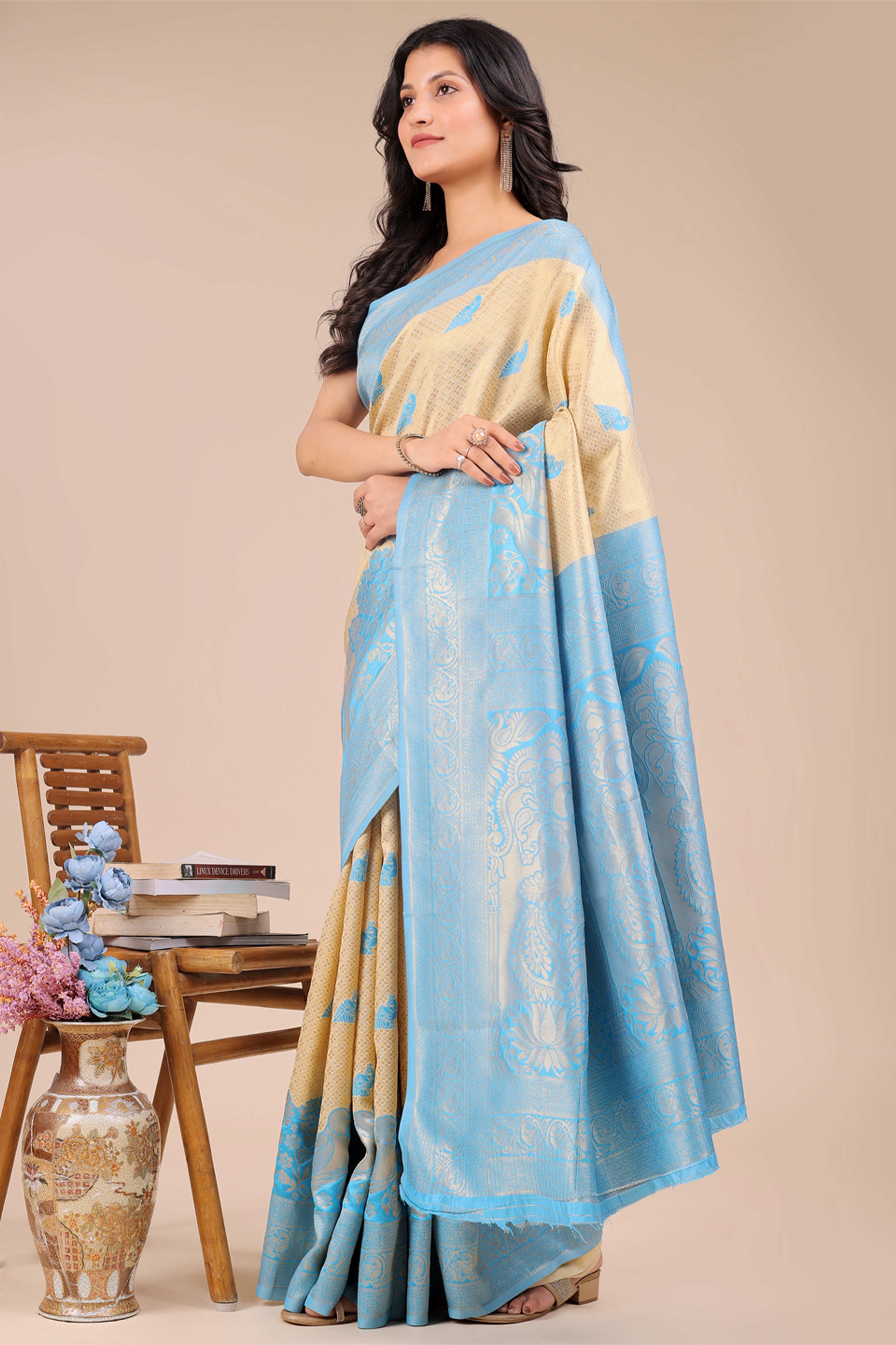 Cream & Sky Blue Floral Zari Weaving Banarasi Silk Saree With Intricate Peacock Pallu
