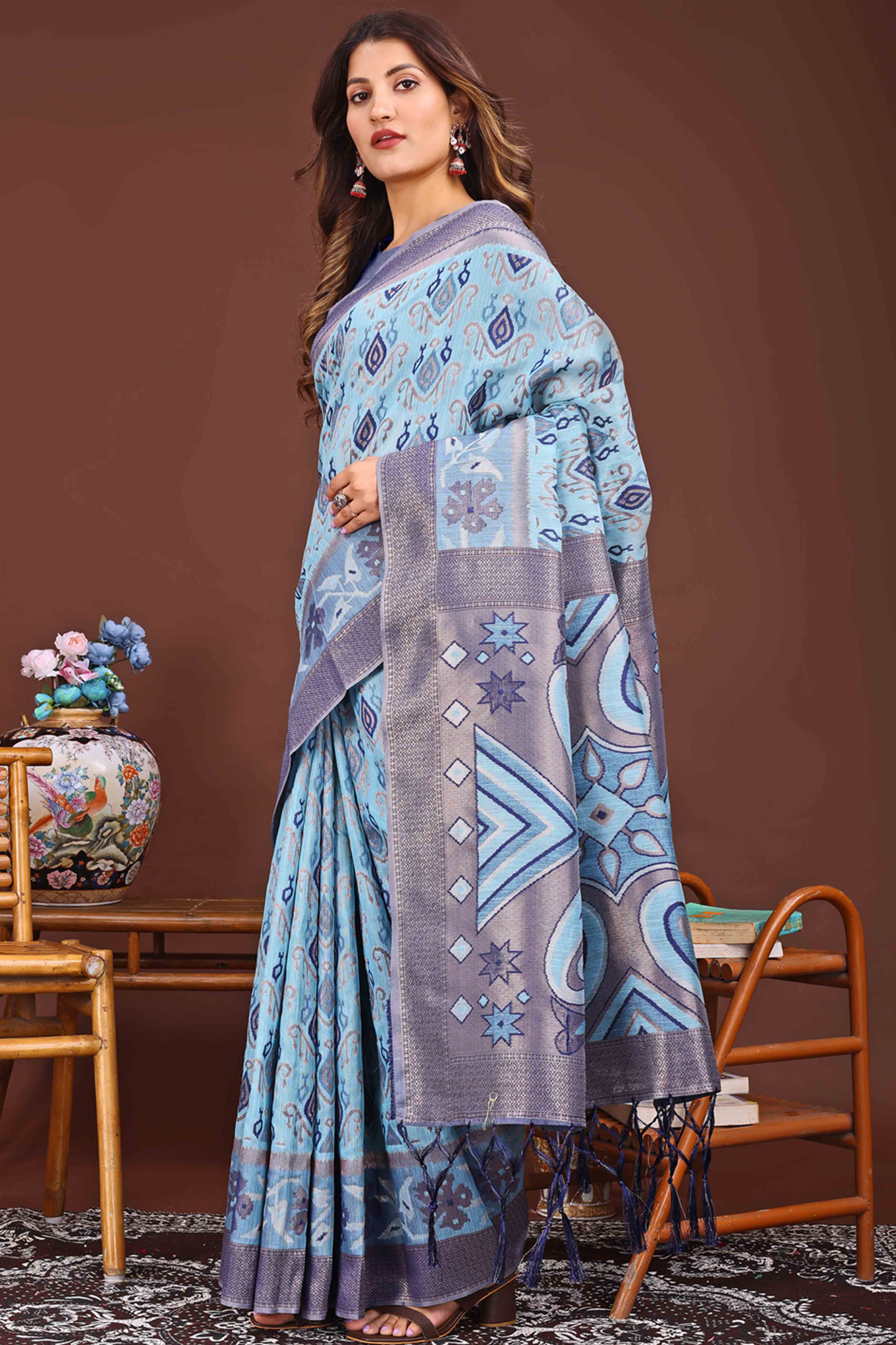 Majestic Zari Woven Blue Linen Cotton Saree With Graceful Tassel Pallu