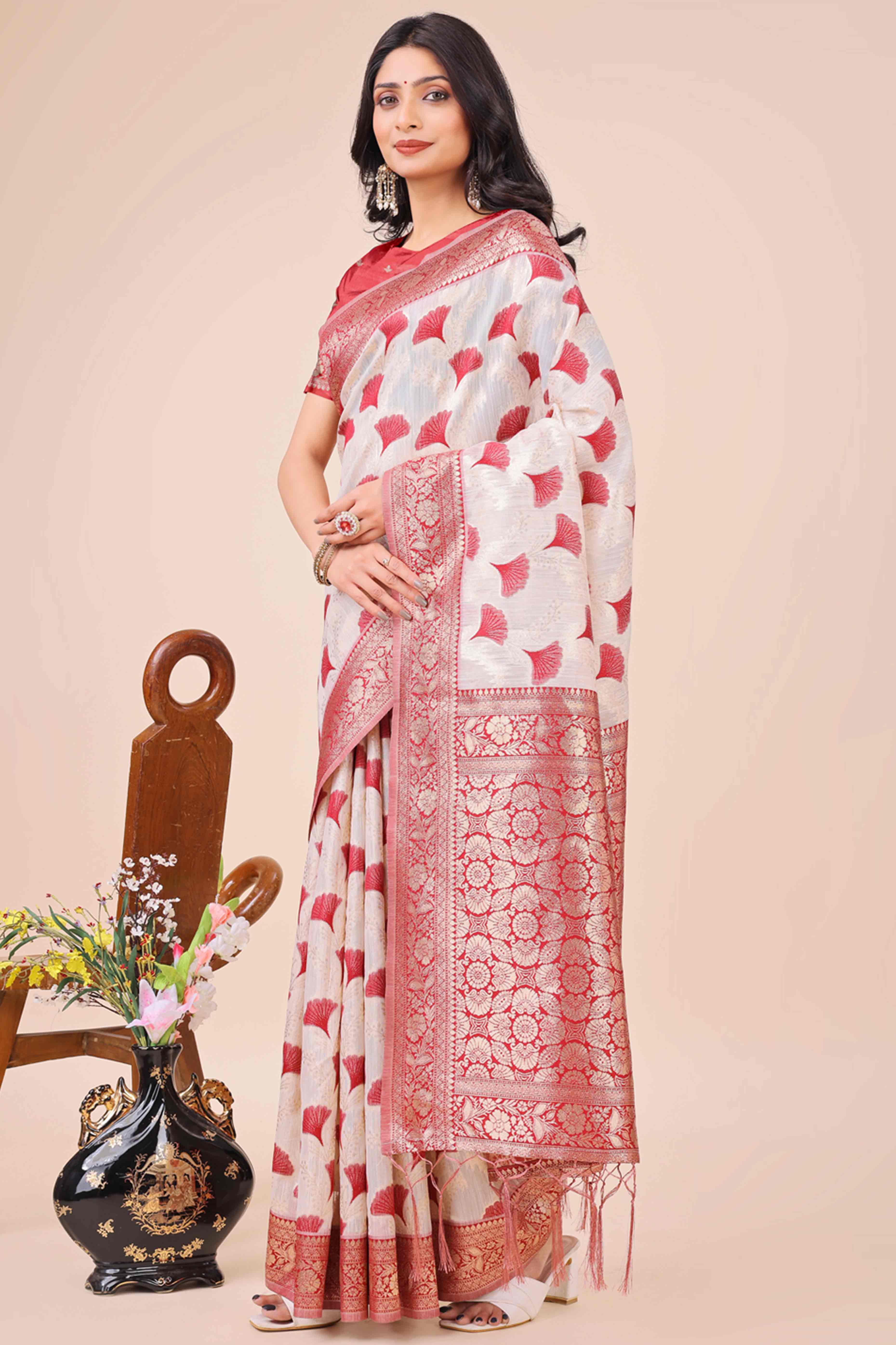 Maroon Saree In Linen Cotton With Beautiful Floral Woven Patterns & a Tassel