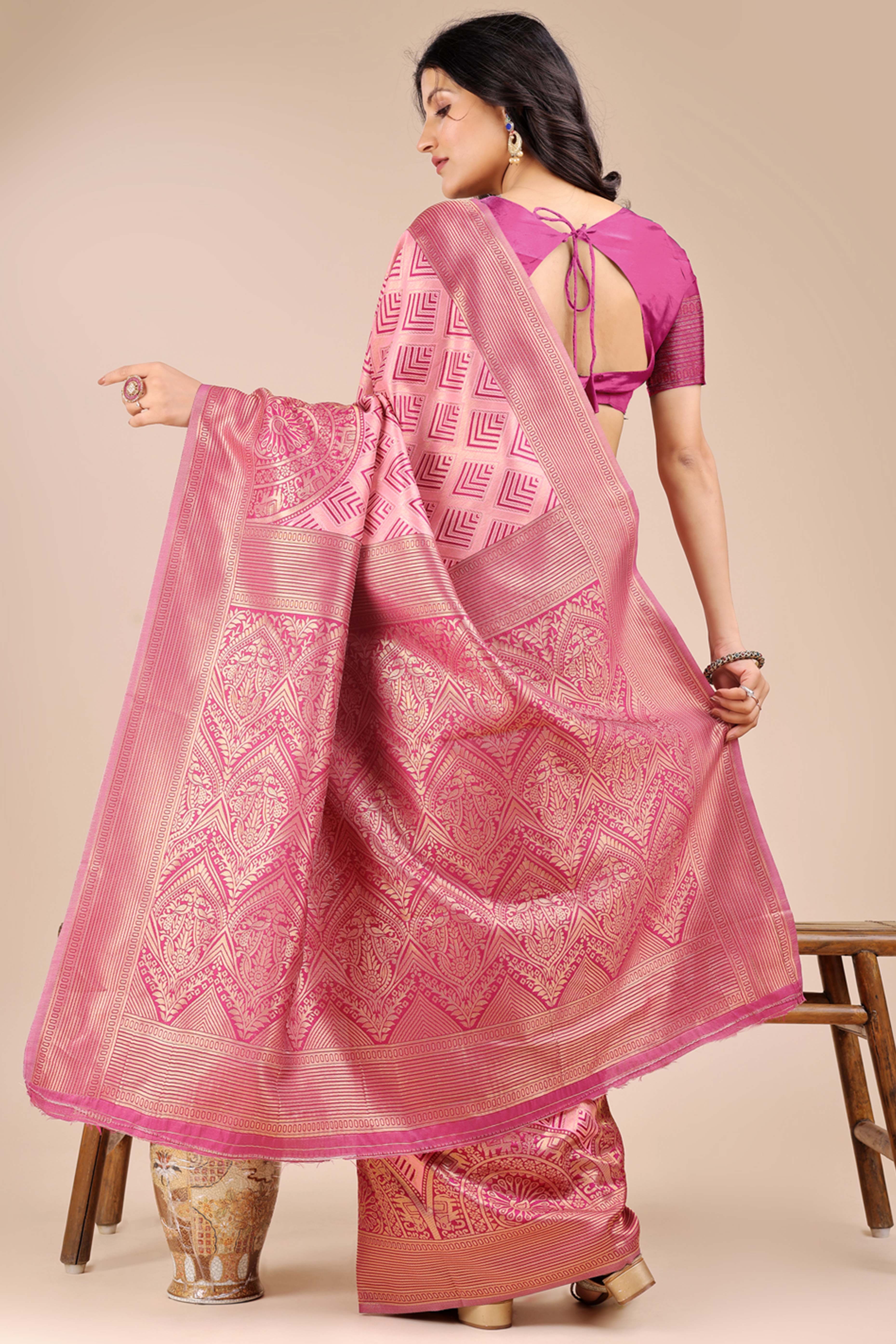 Light Pink Zari Woven Banarasi Silk Saree with Luxurious Detailing