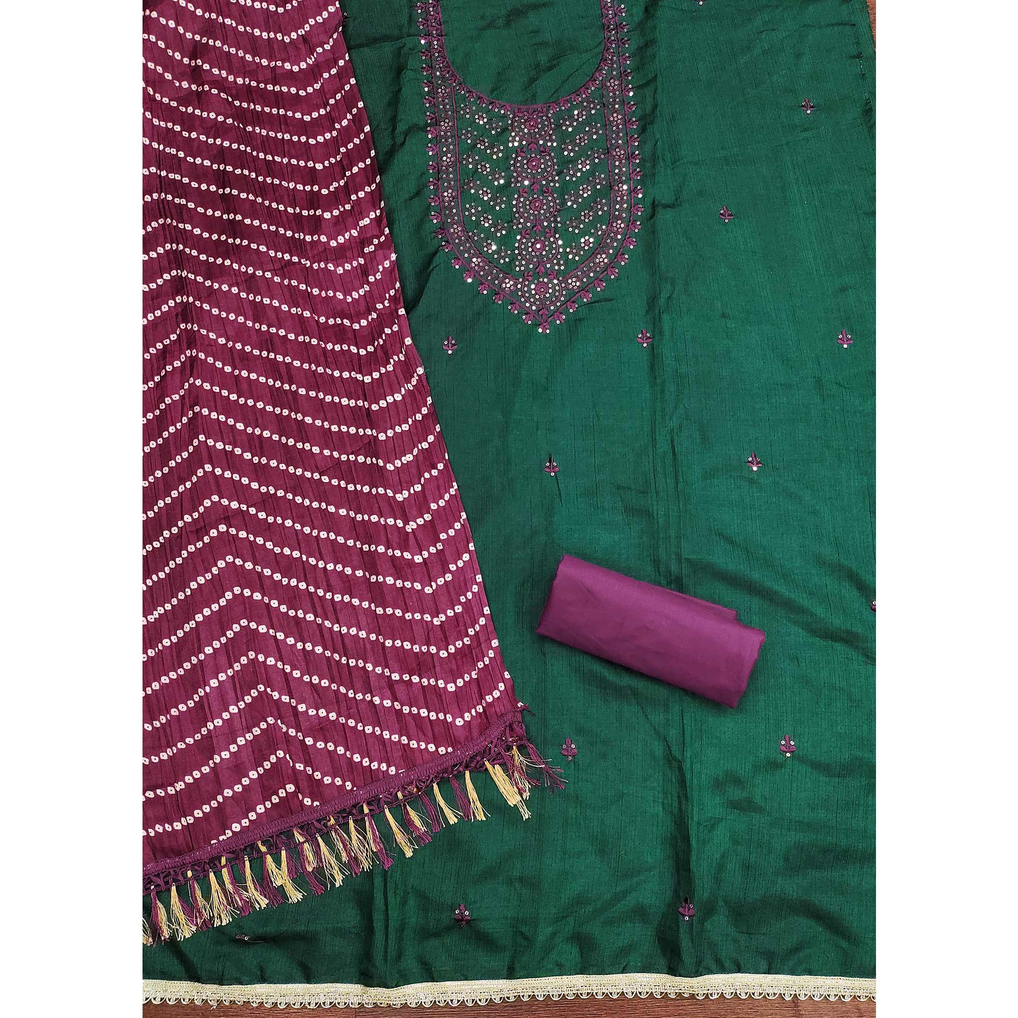 Unstitched Green Cotton Dress Material Enhanced with Thread Embroidery