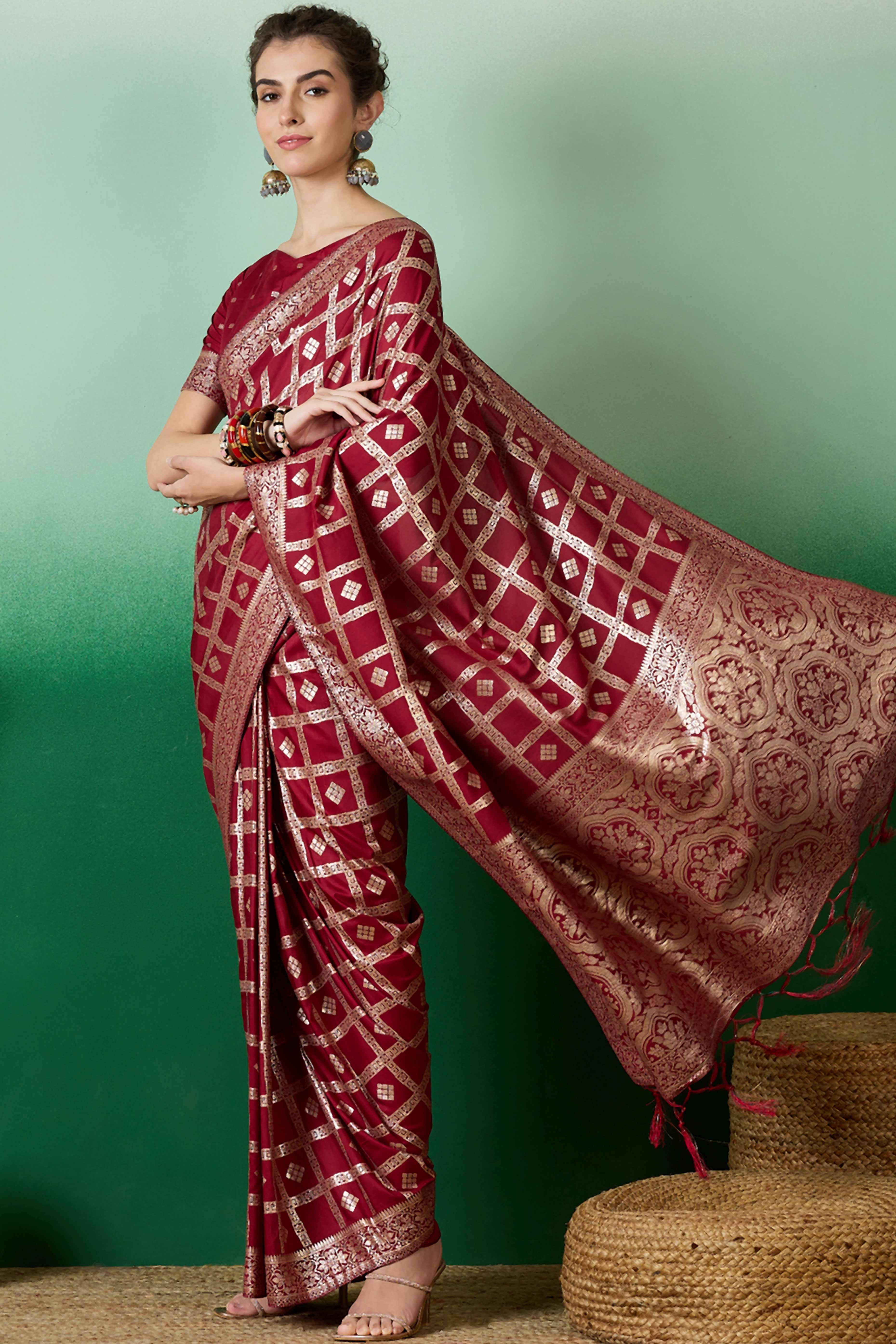 Maroon Jacquard Saree In Cotton Blend Featuring Elegant Floral Weaving & A Tasselled Pallu