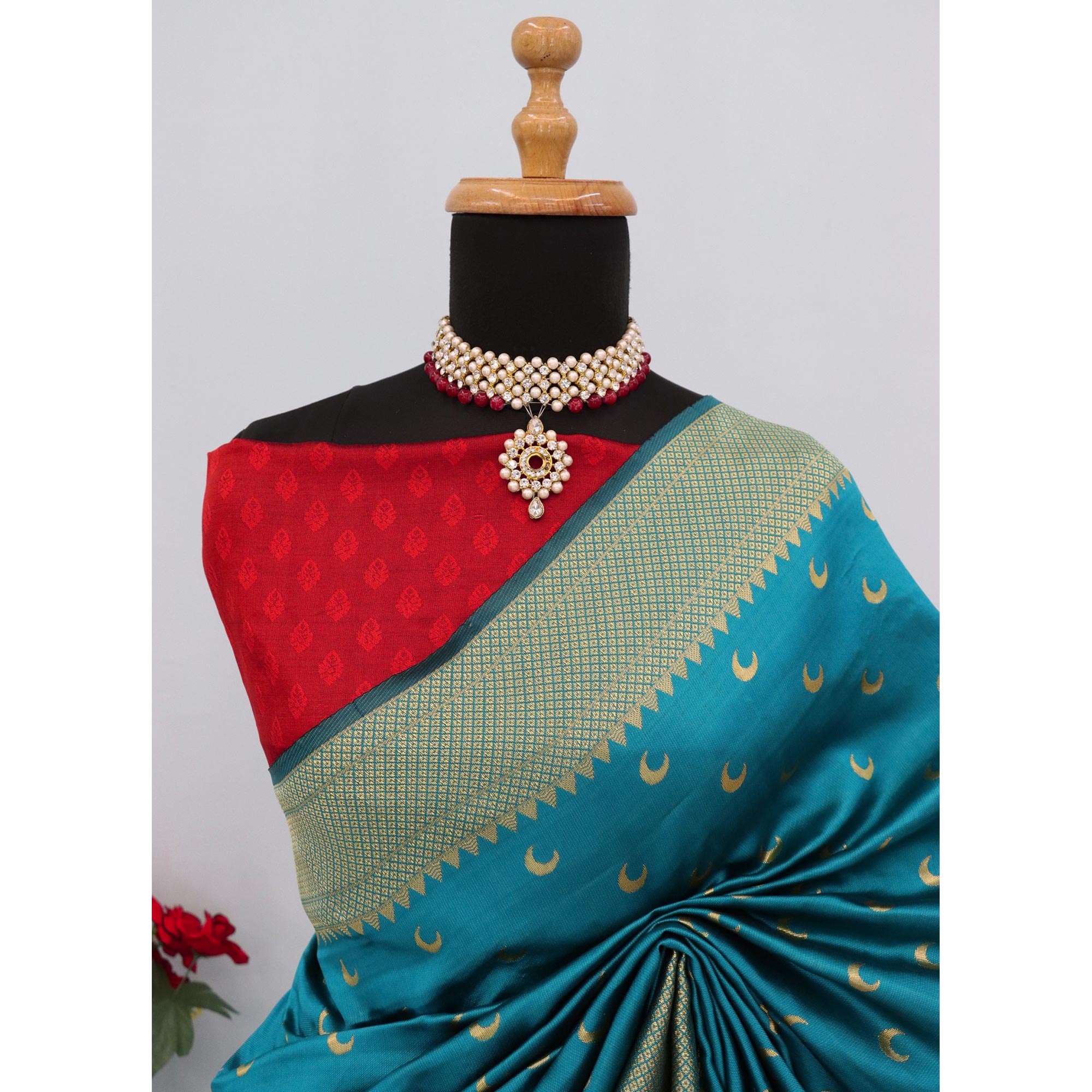 Rama Blue Woven Pure Silk Chandrakor Paithani Saree