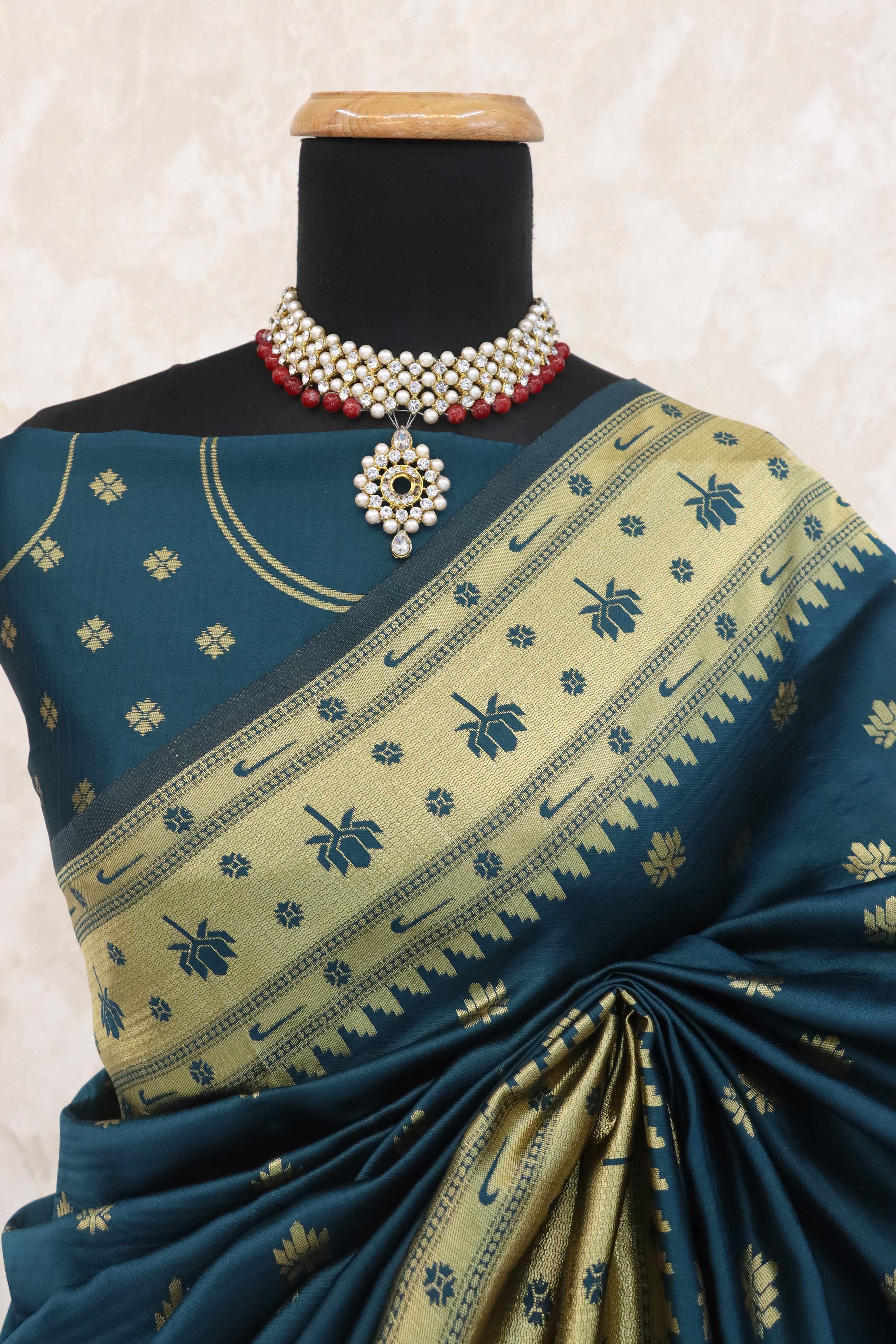 Dark Teal Blue Pure Silk Paithani Saree With Elegant Floral Zari Weaving